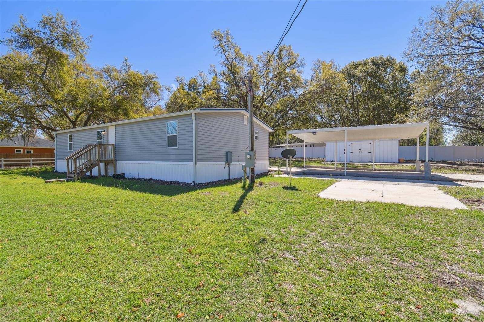 Dade City, FL 33525,39510 SUNBURST DR