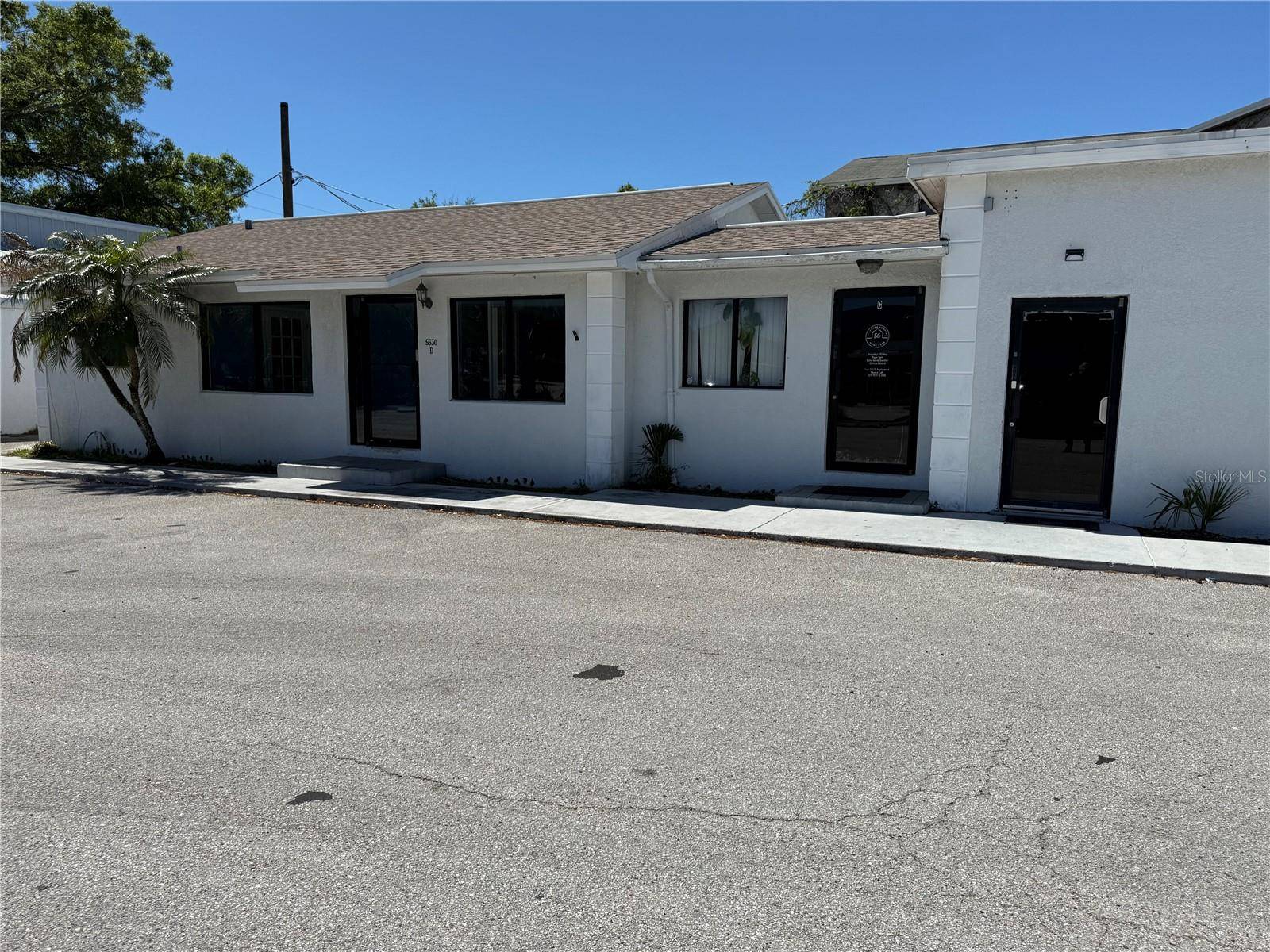 Pinellas Park, FL 33781,5630 PARK BLVD #D