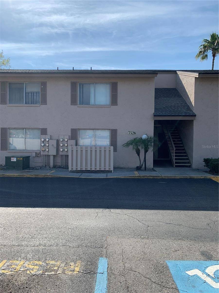 Tampa, FL 33617,7526 NEEDLE LEAF PL #30