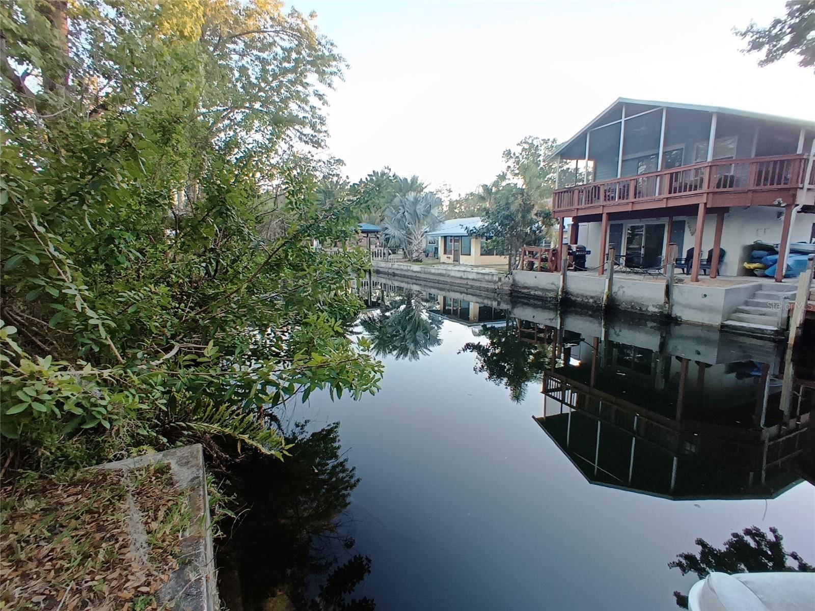 Weeki Wachee, FL 34607,5537 DARLENE ST
