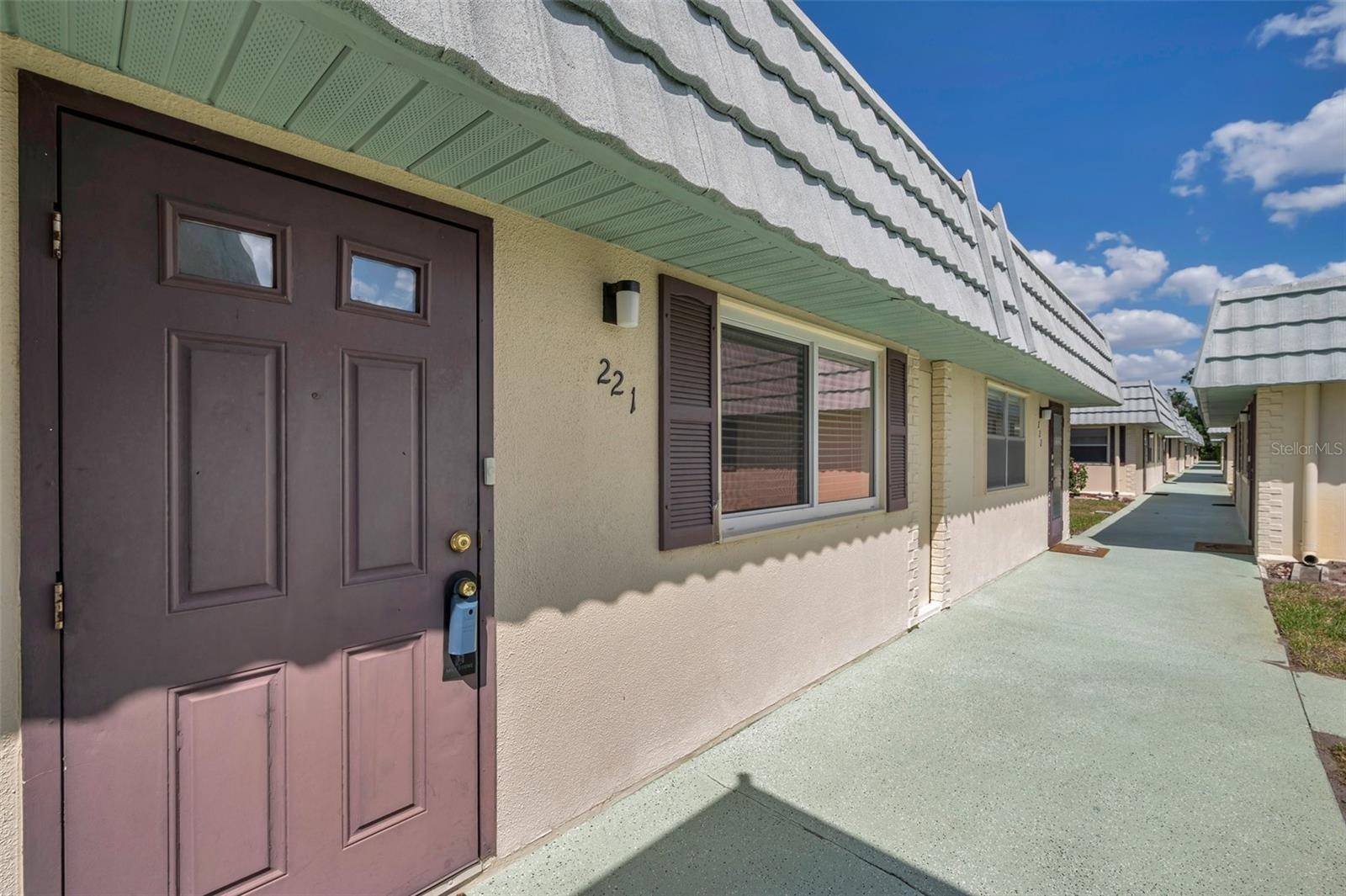 Sun City Center, FL 33573,1801 BEDFORD TER #221