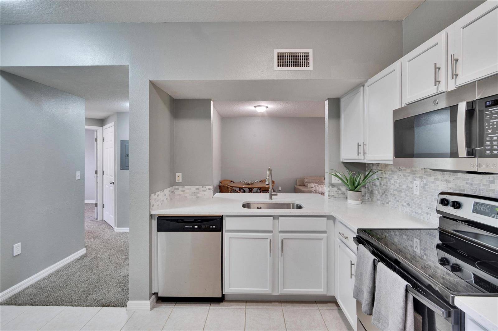 Riverview, FL 33578,9526 NEWDALE WAY #101