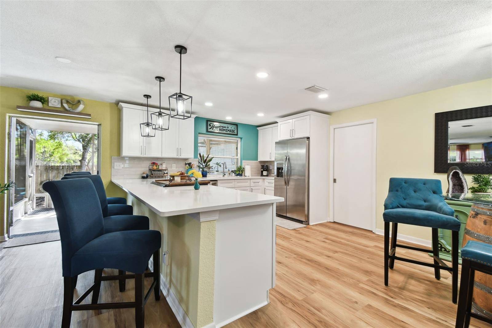 Clearwater, FL 33759,1887 OAK FOREST DR E