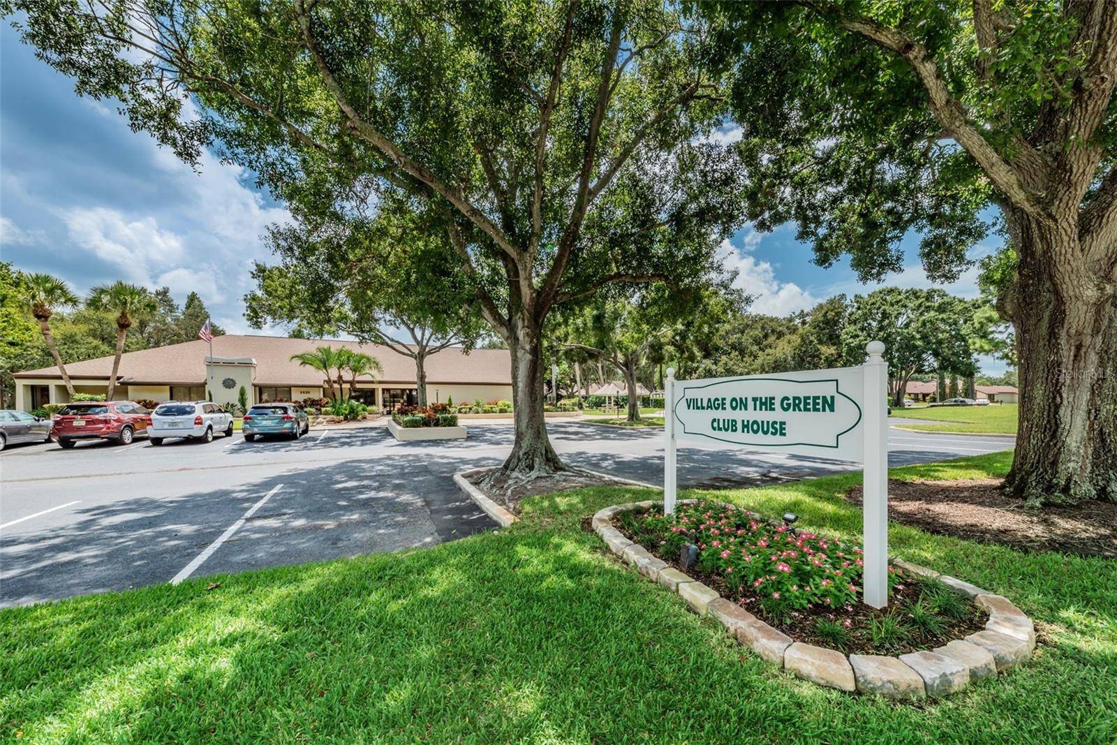 Clearwater, FL 33763,2537 ROYAL PINES CIR #19I