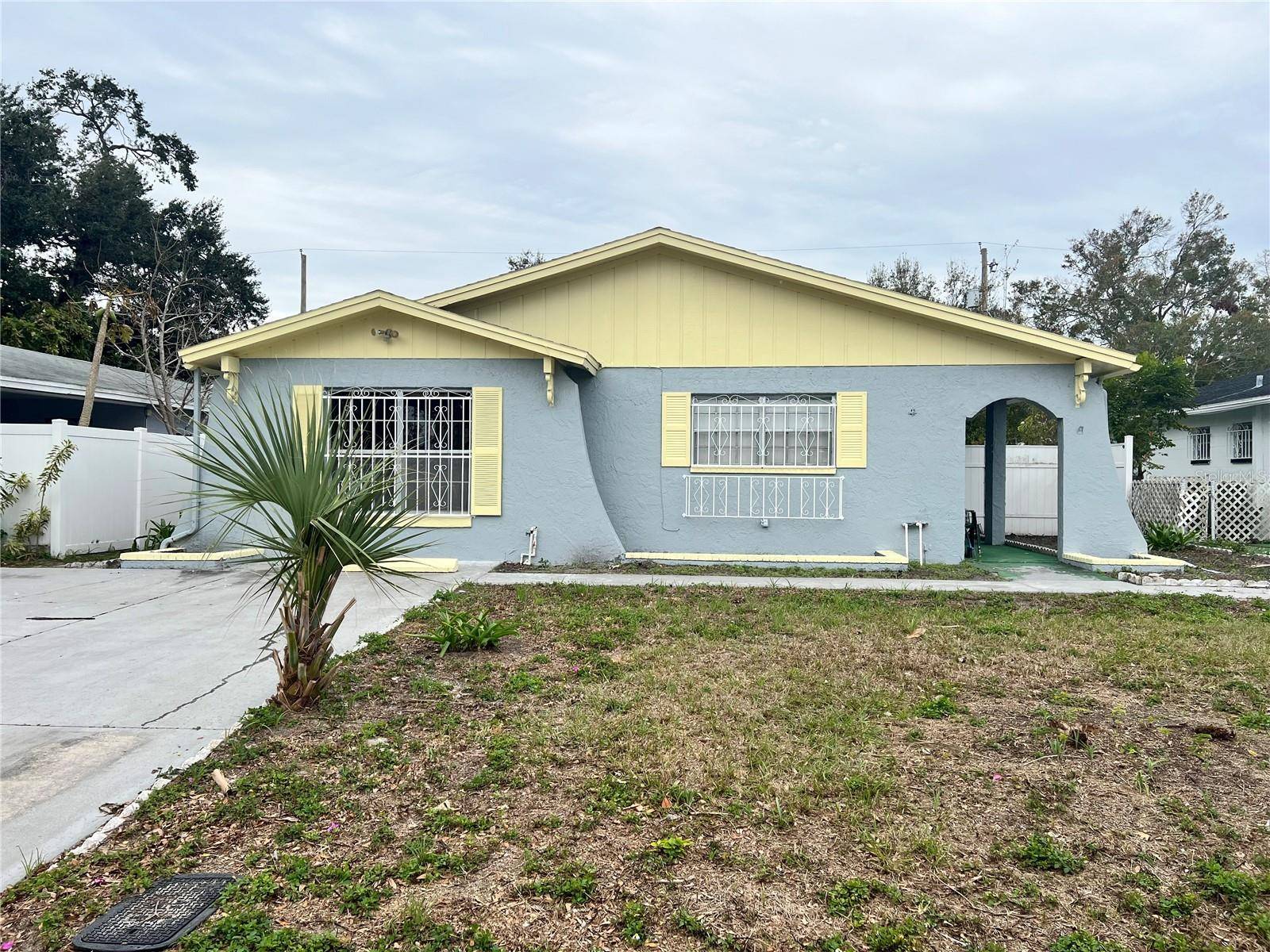 Tampa, FL 33607,2944 W BEACH