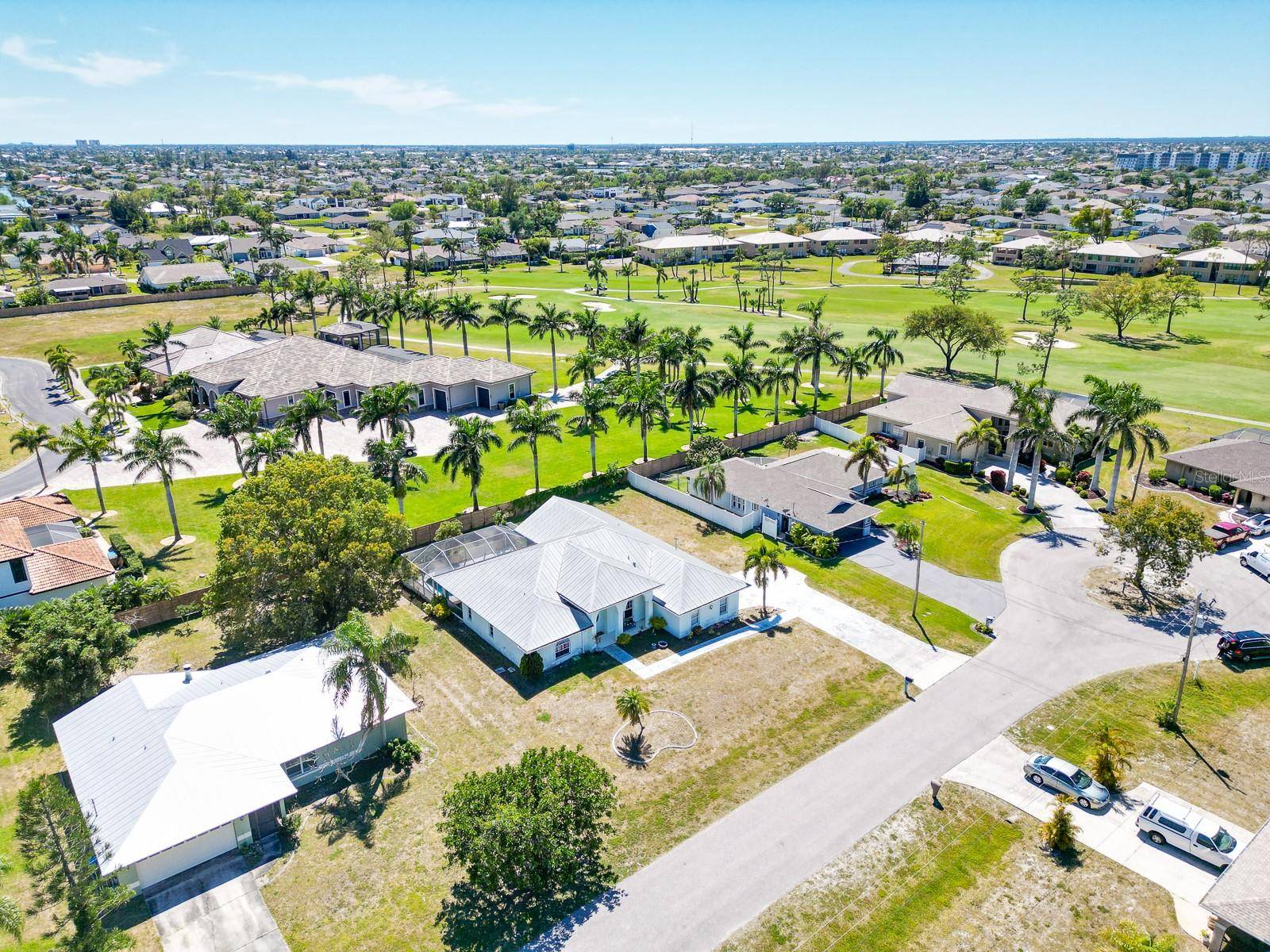 Cape Coral, FL 33991,1008 SW 21ST LN