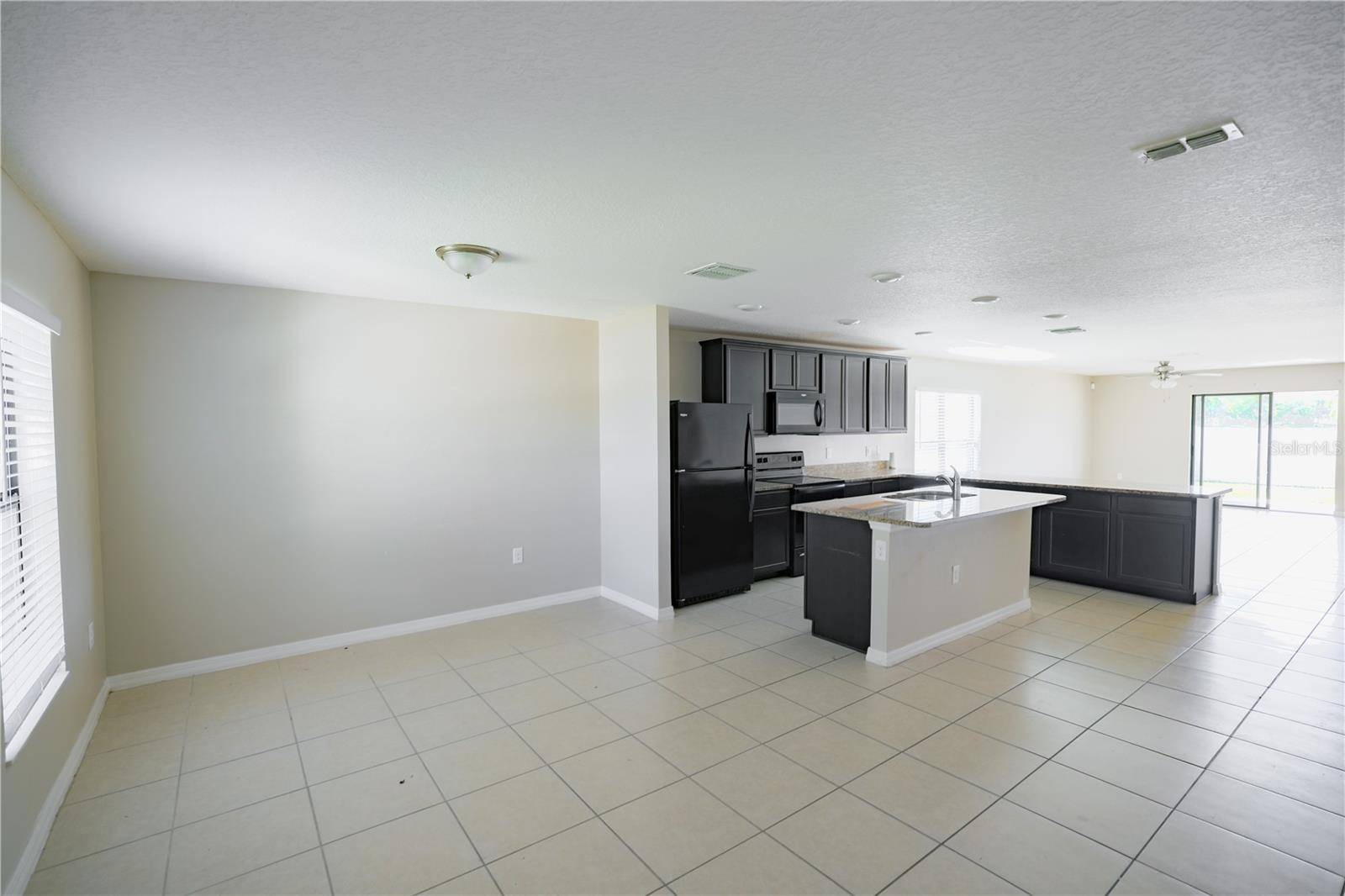 Ruskin, FL 33570,1001 CULBREATH GREEN CT