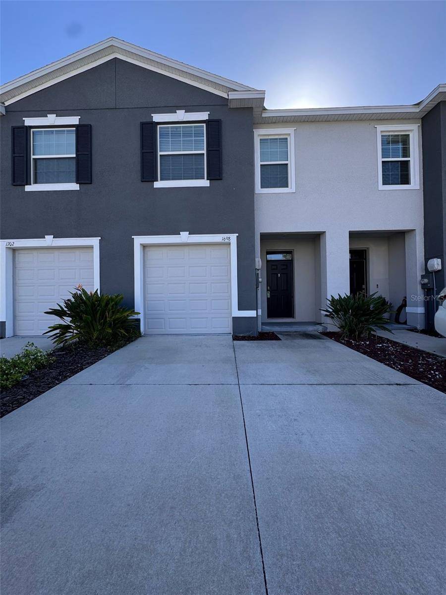 Wesley Chapel, FL 33543,1698 HUBBELL RD