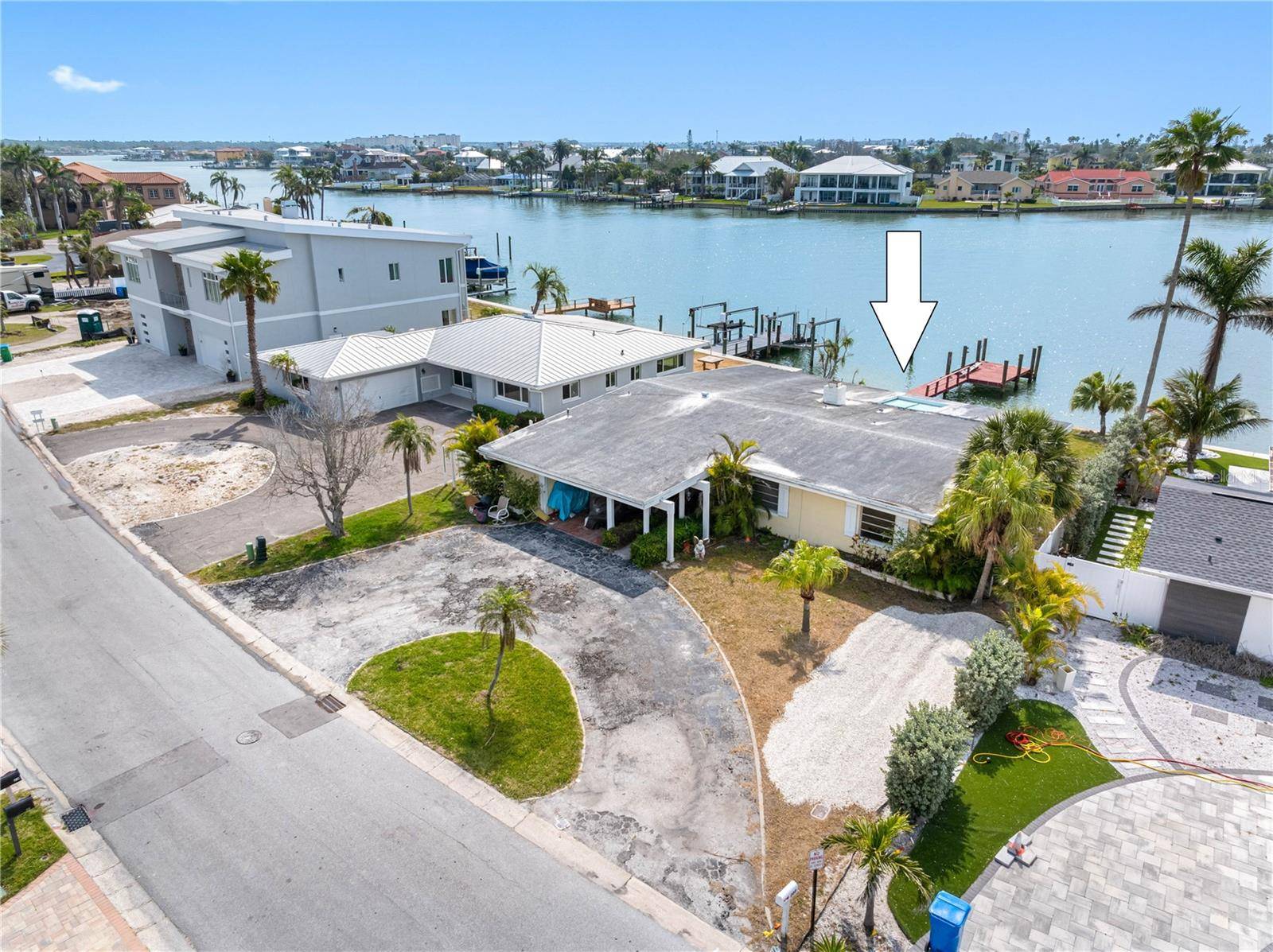 North Redington Beach, FL 33708,203 BATH CLUB BLVD N