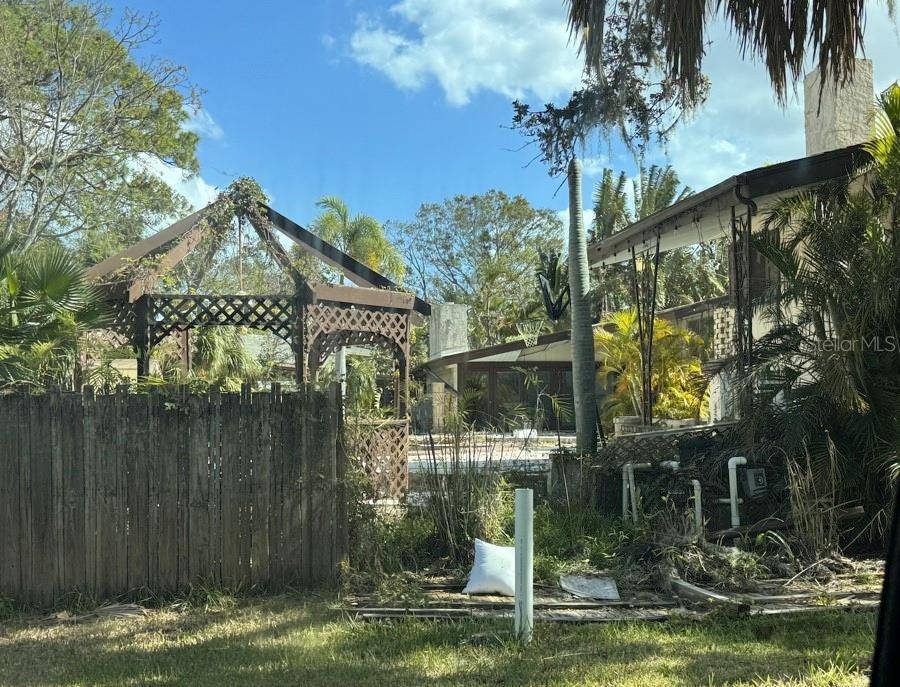 St Petersburg, FL 33705,4628 CYPRESS WAY S