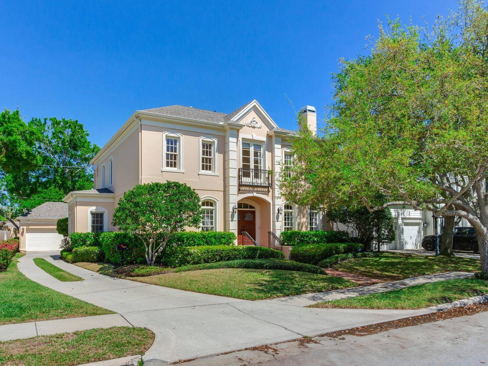 Tampa, FL 33611,2927 W BAYSHORE CT