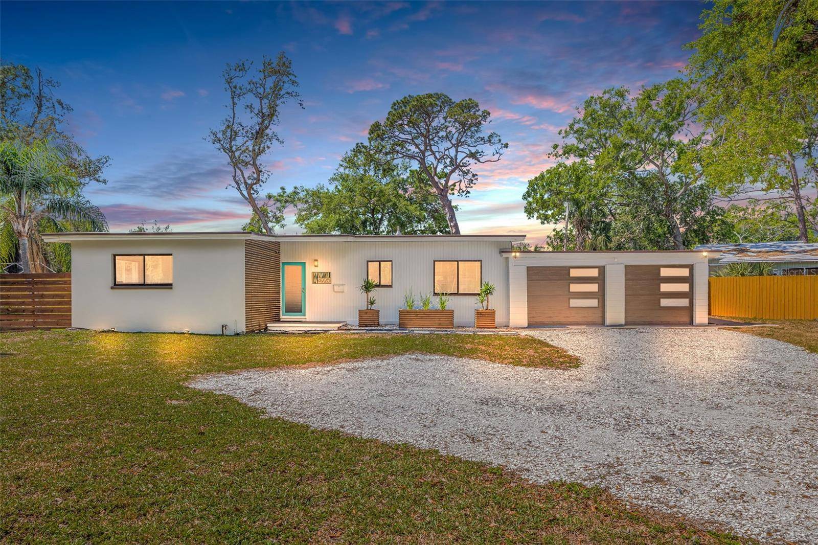 St Petersburg, FL 33705,4925 CAMELLIA WAY S