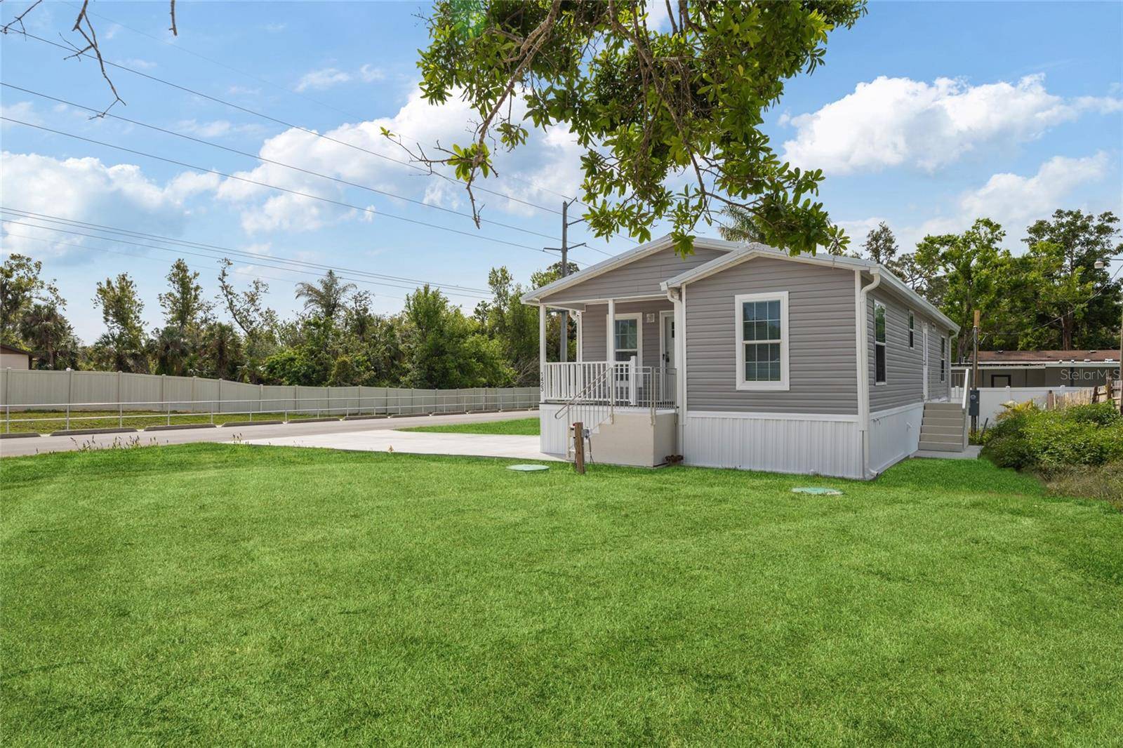 Nokomis, FL 34275,1423 VENETIA ST