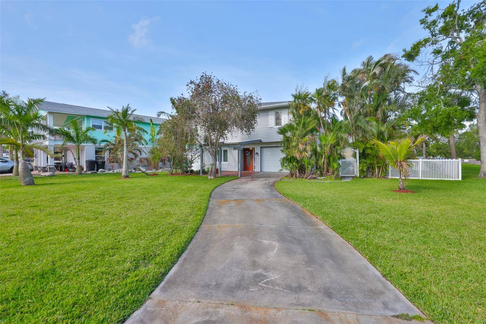 St Petersburg, FL 33702,8420 ORIENT WAY NE