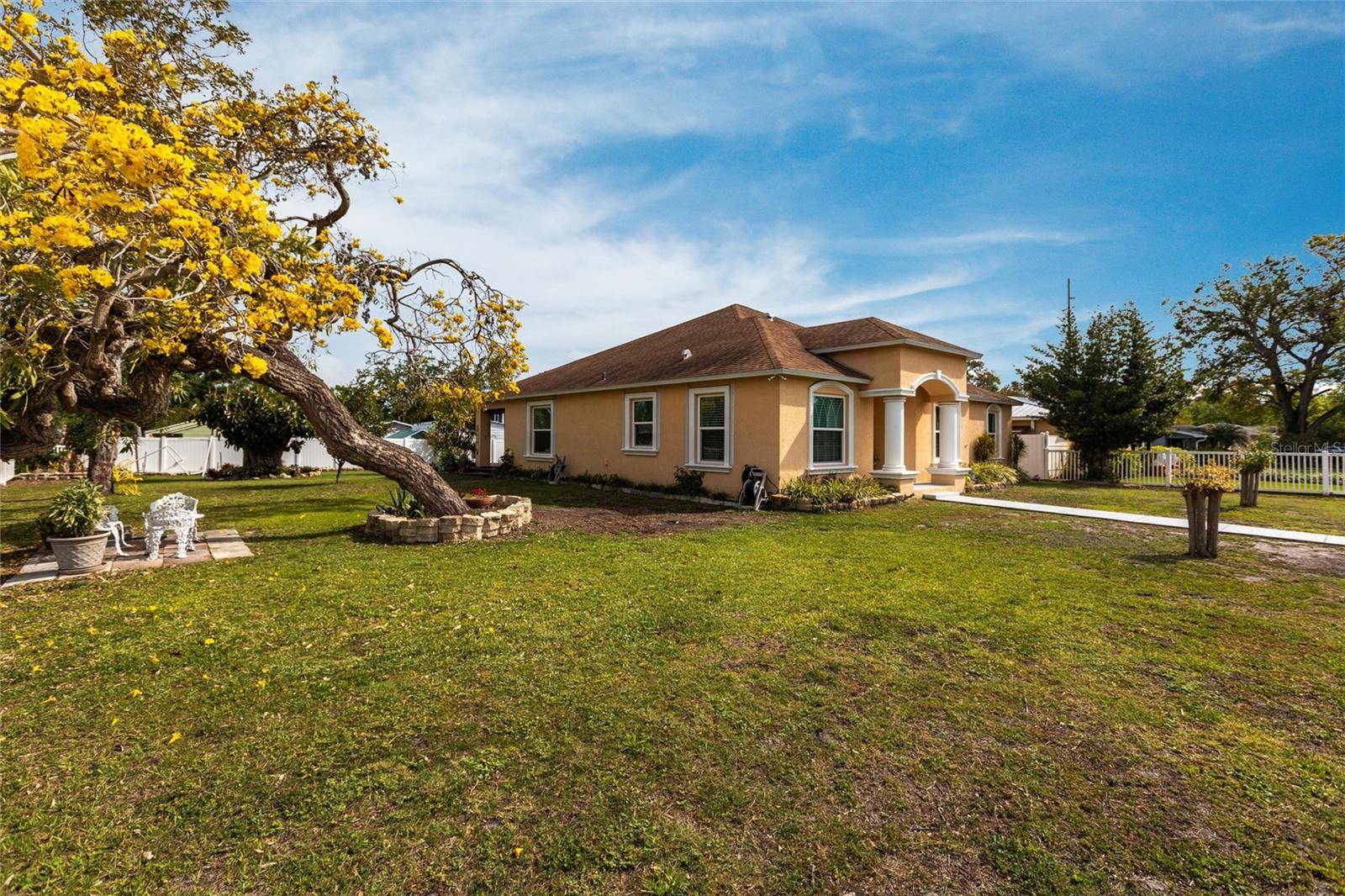 St Petersburg, FL 33710,5253 1ST AVE N