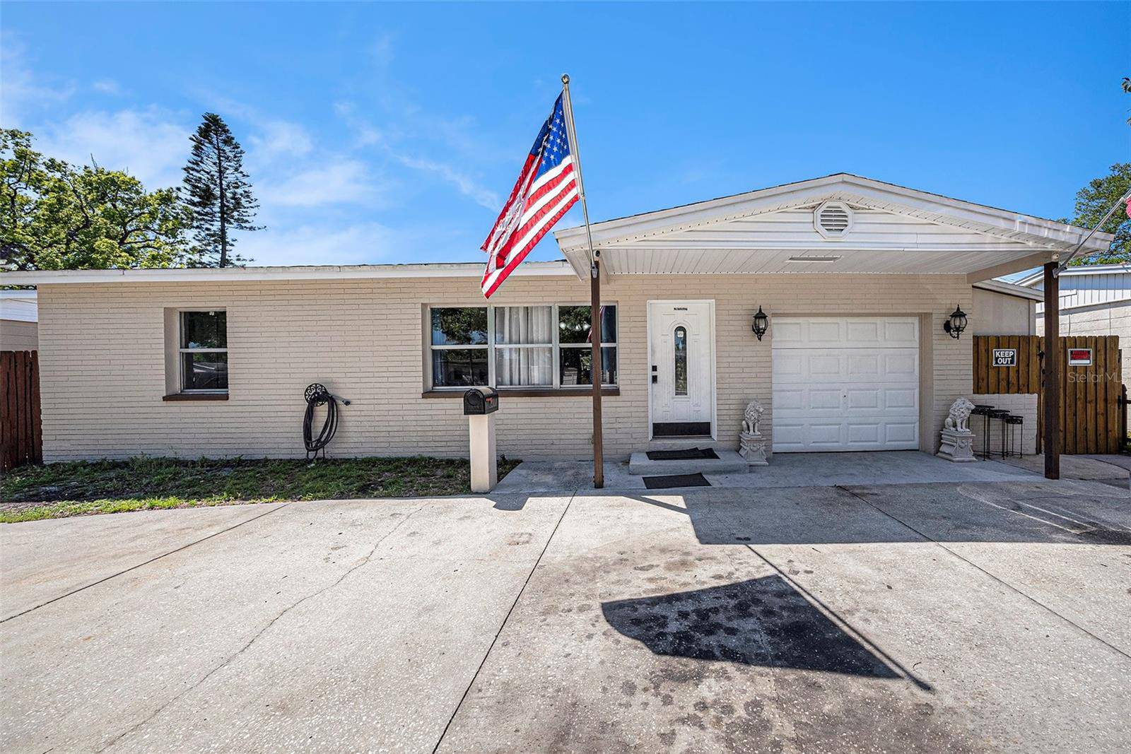 Pinellas Park, FL 33781,8410 56TH ST N
