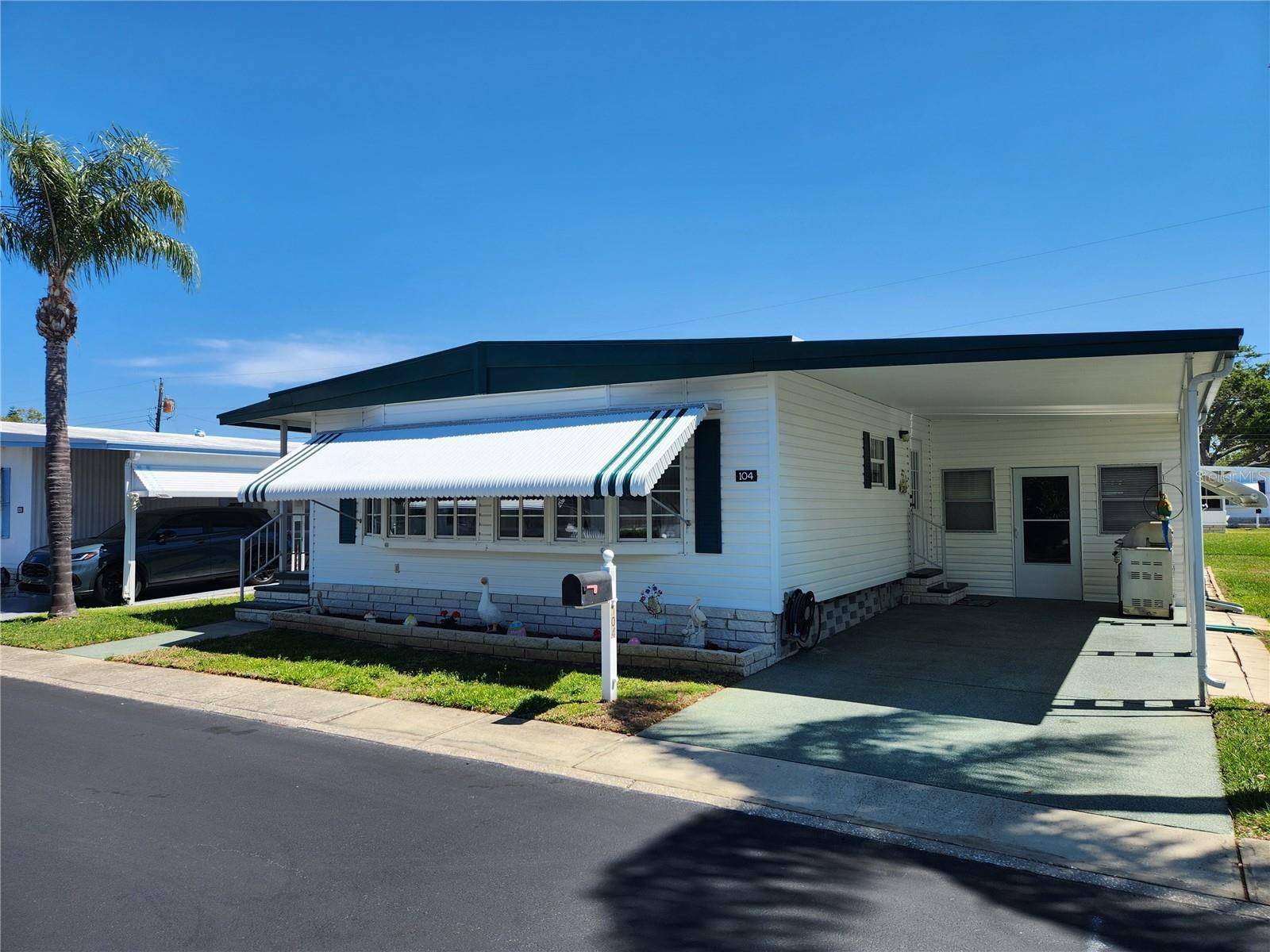 Dunedin, FL 34698,130 PATRICIA AVE #104