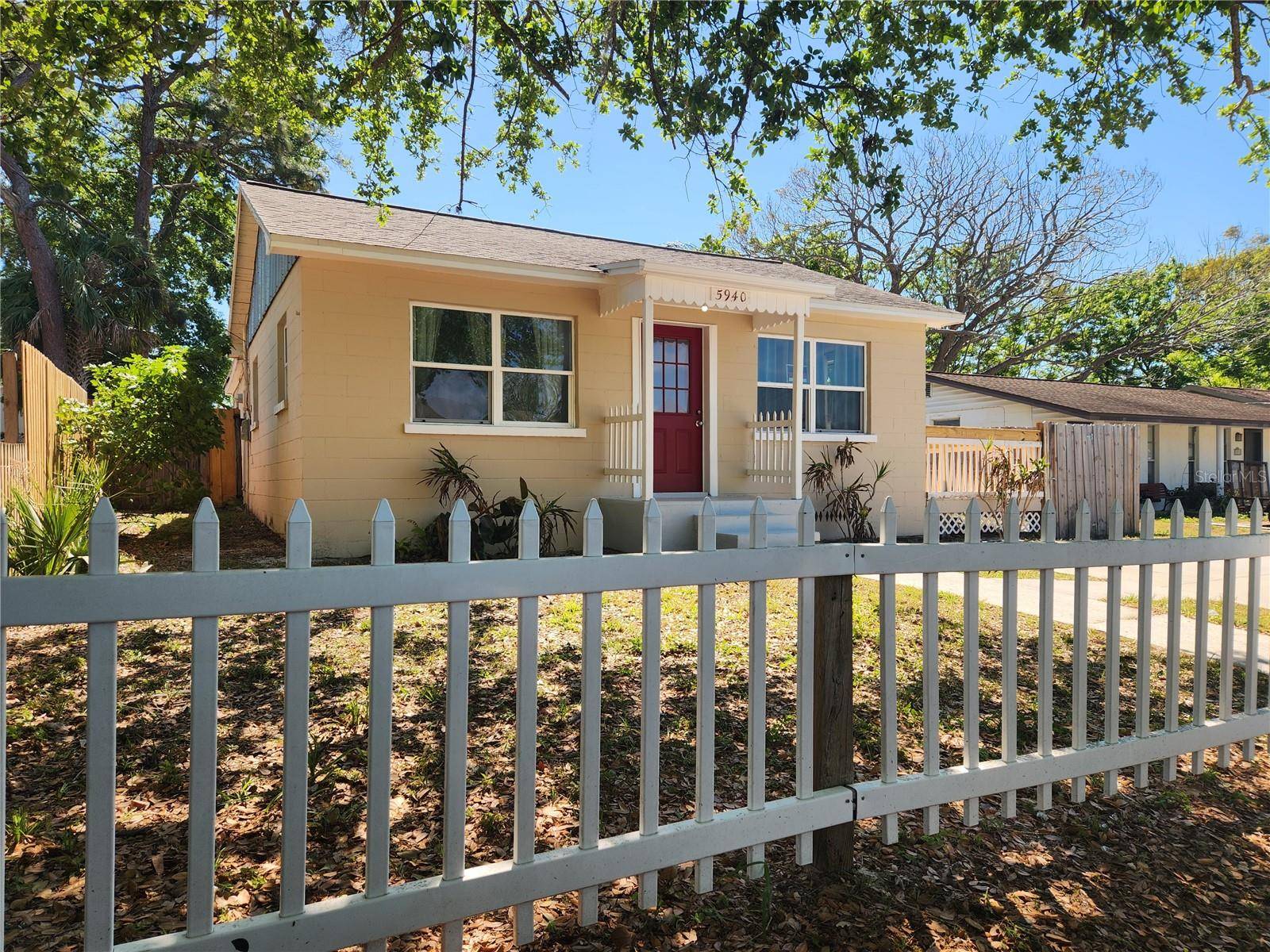 New Port Richey, FL 34652,5940 HIGH ST