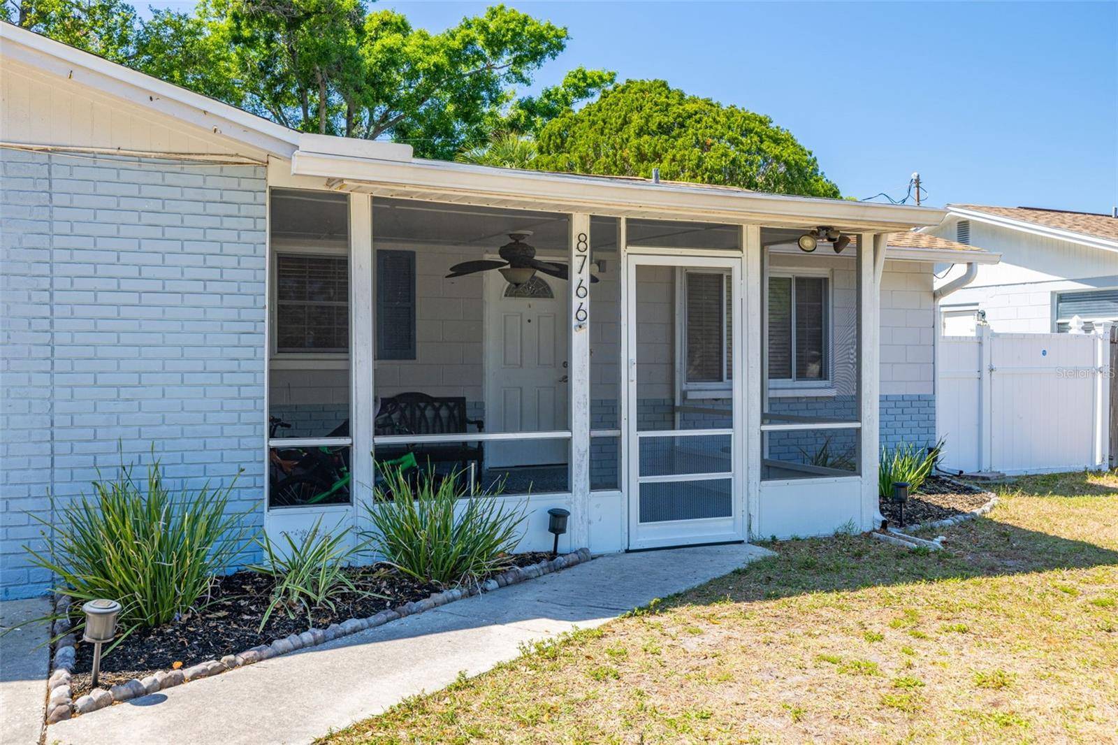 Seminole, FL 33777,8766 91ST ST