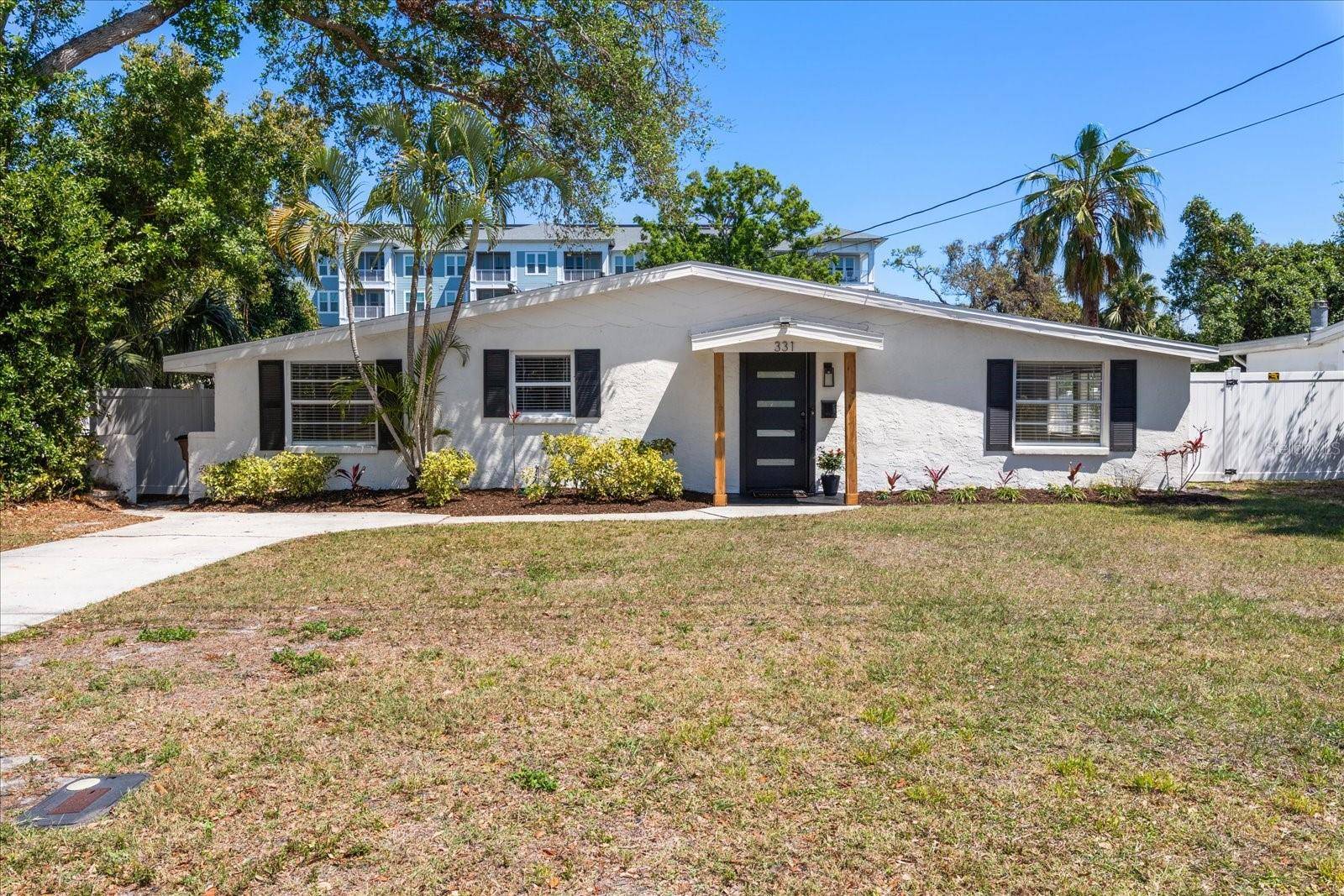 Belleair, FL 33756,331 BARBARA CIR