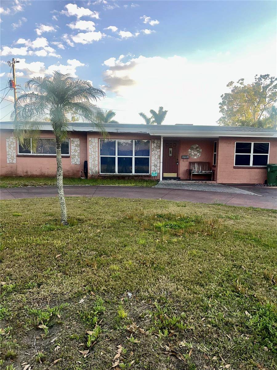 Bradenton, FL 34205,3005 W 18TH AVE W