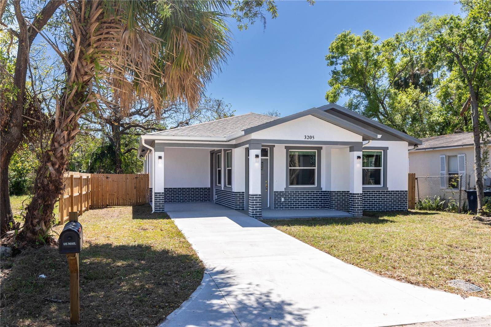 Tampa, FL 33610,3205 E NORTH BAY ST