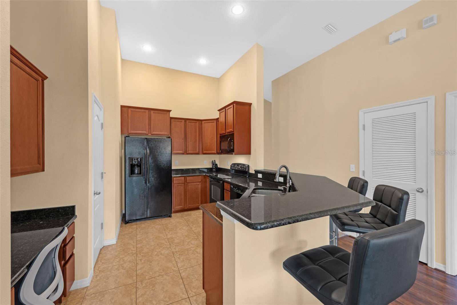Lithia, FL 33547,5714 KINGLETSOUND PL