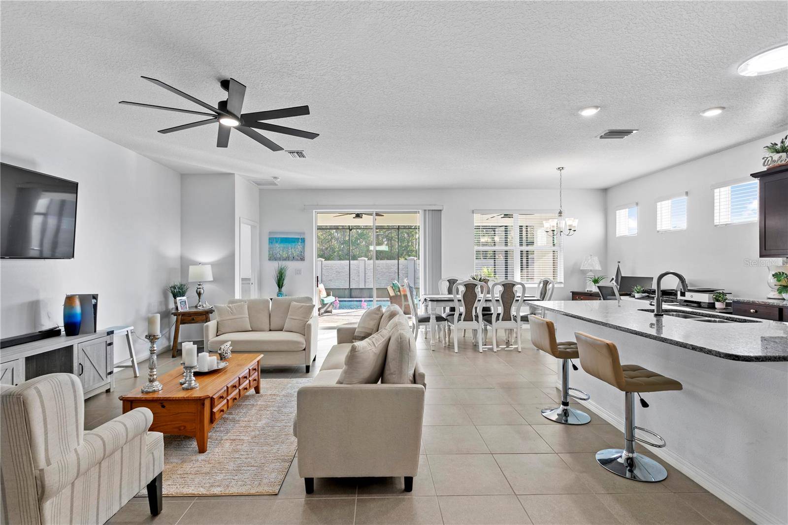 Wesley Chapel, FL 33543,1044 MANZANAR PL