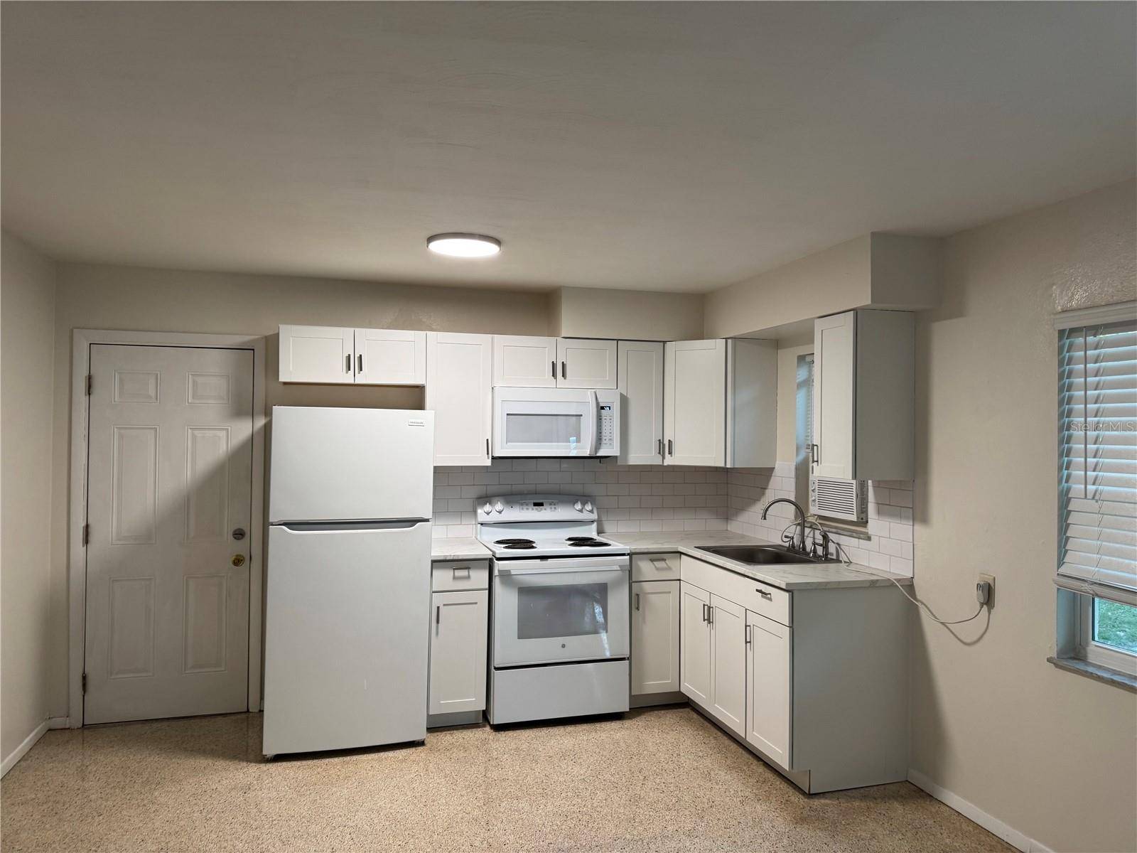 Zephyrhills, FL 33542,4429 CLAY ST