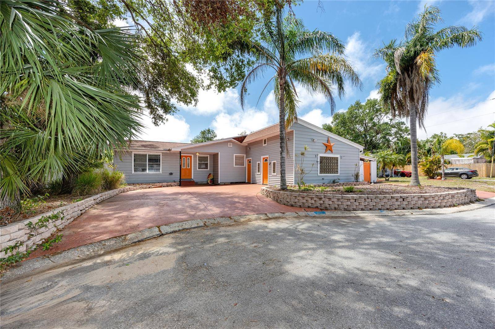 Largo, FL 33770,157 7TH AVE SW