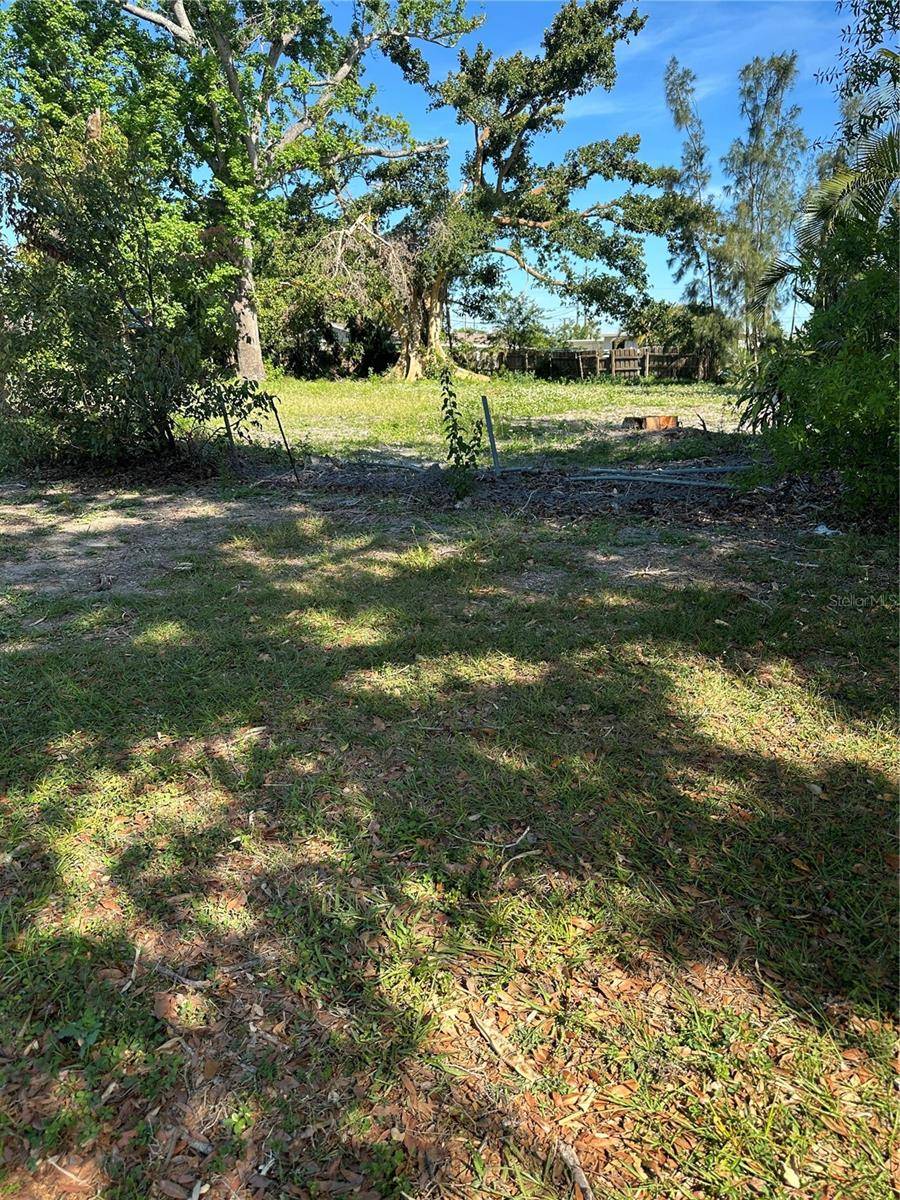 St Petersburg, FL 33714,4049 45TH AVE N