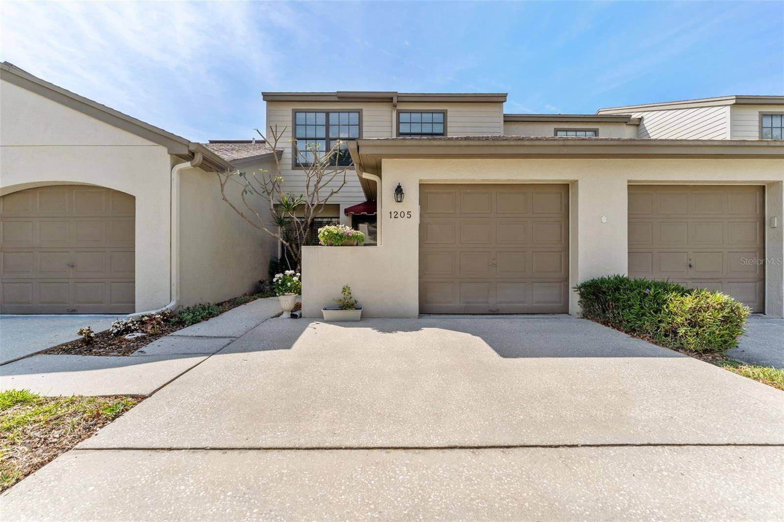 Safety Harbor, FL 34695,1205 HOUNDS RUN