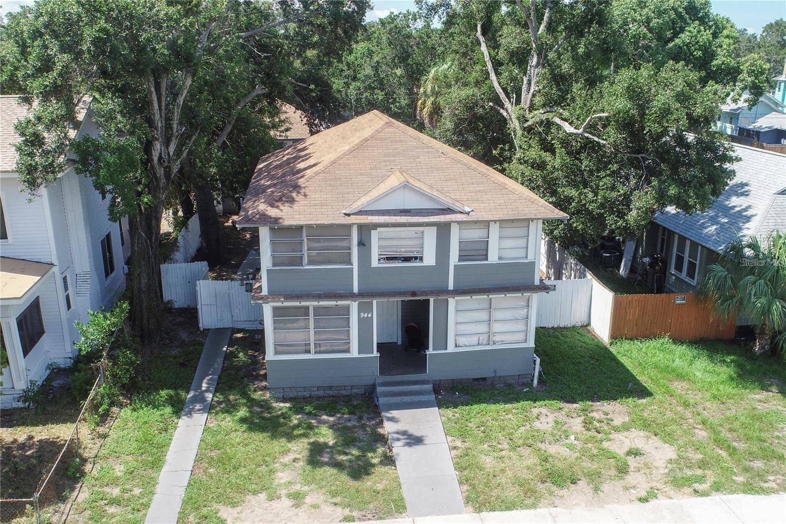 St Petersburg, FL 33705,944 15TH AVE S