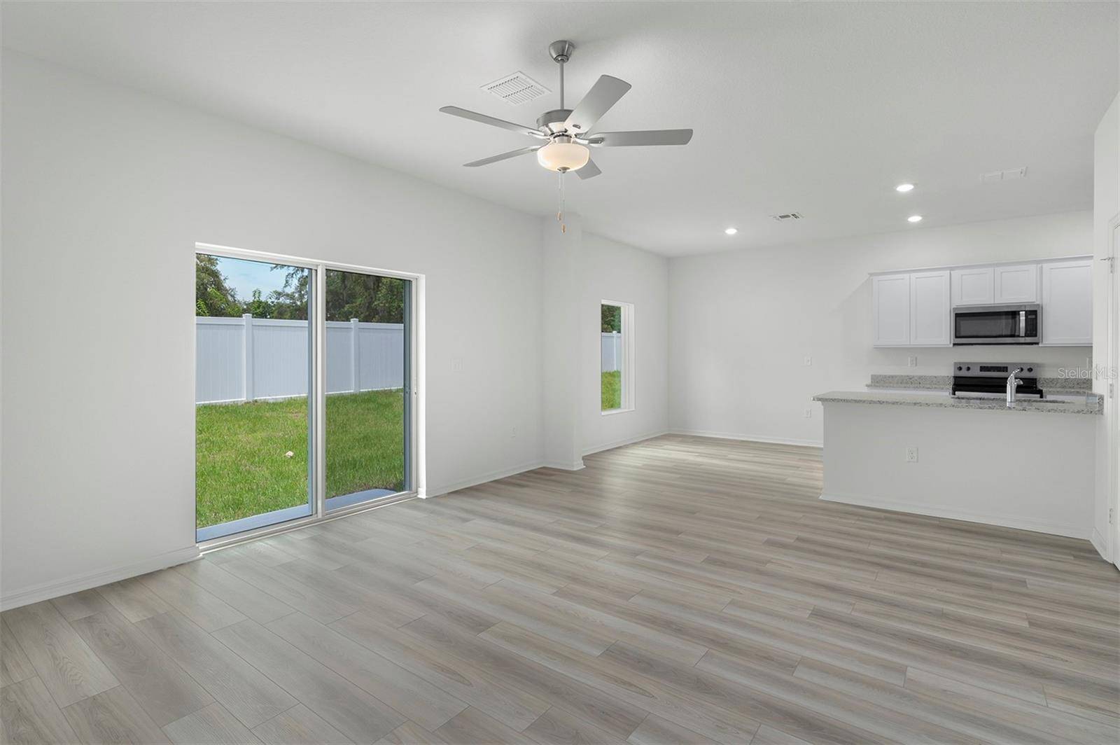 Astatula, FL 34705,13272 TULA LOOP