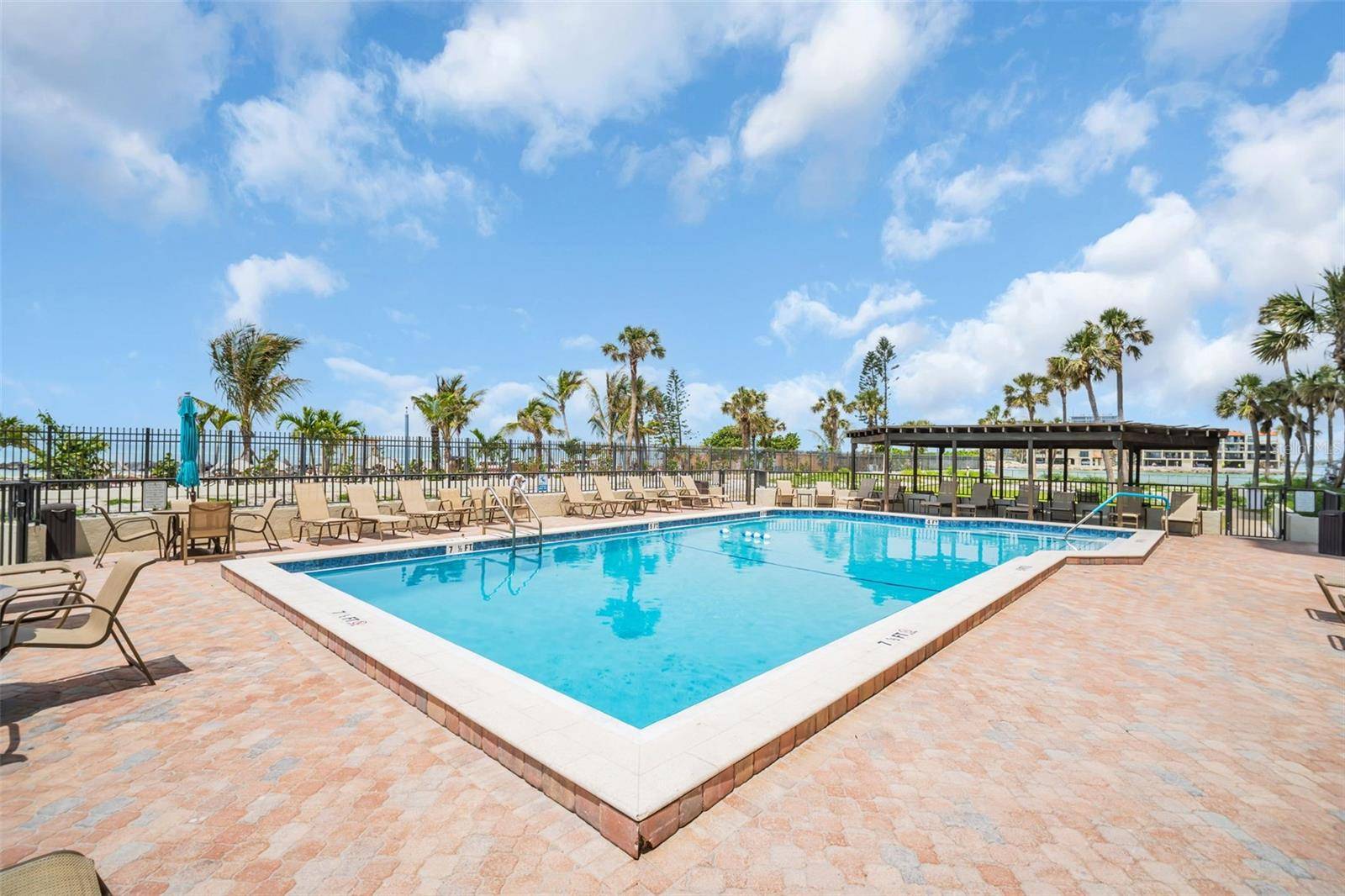 St Pete Beach, FL 33706,7100 SUNSET WAY #303