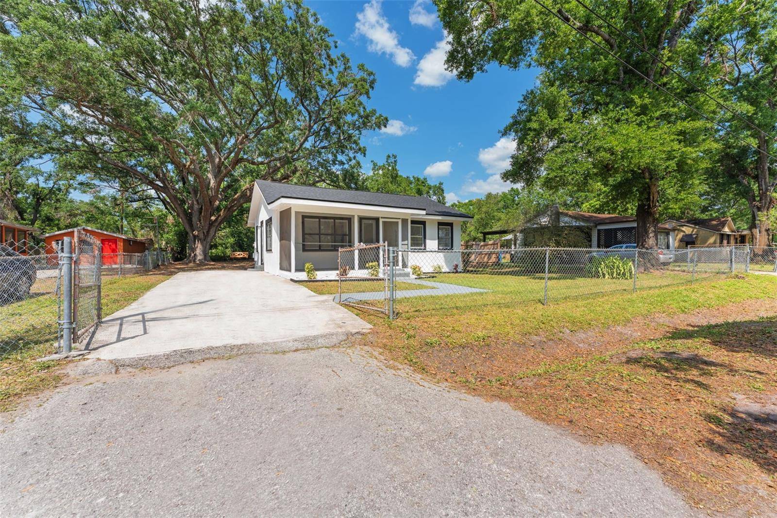 Tampa, FL 33619,7212 RHODE ISLAND DR