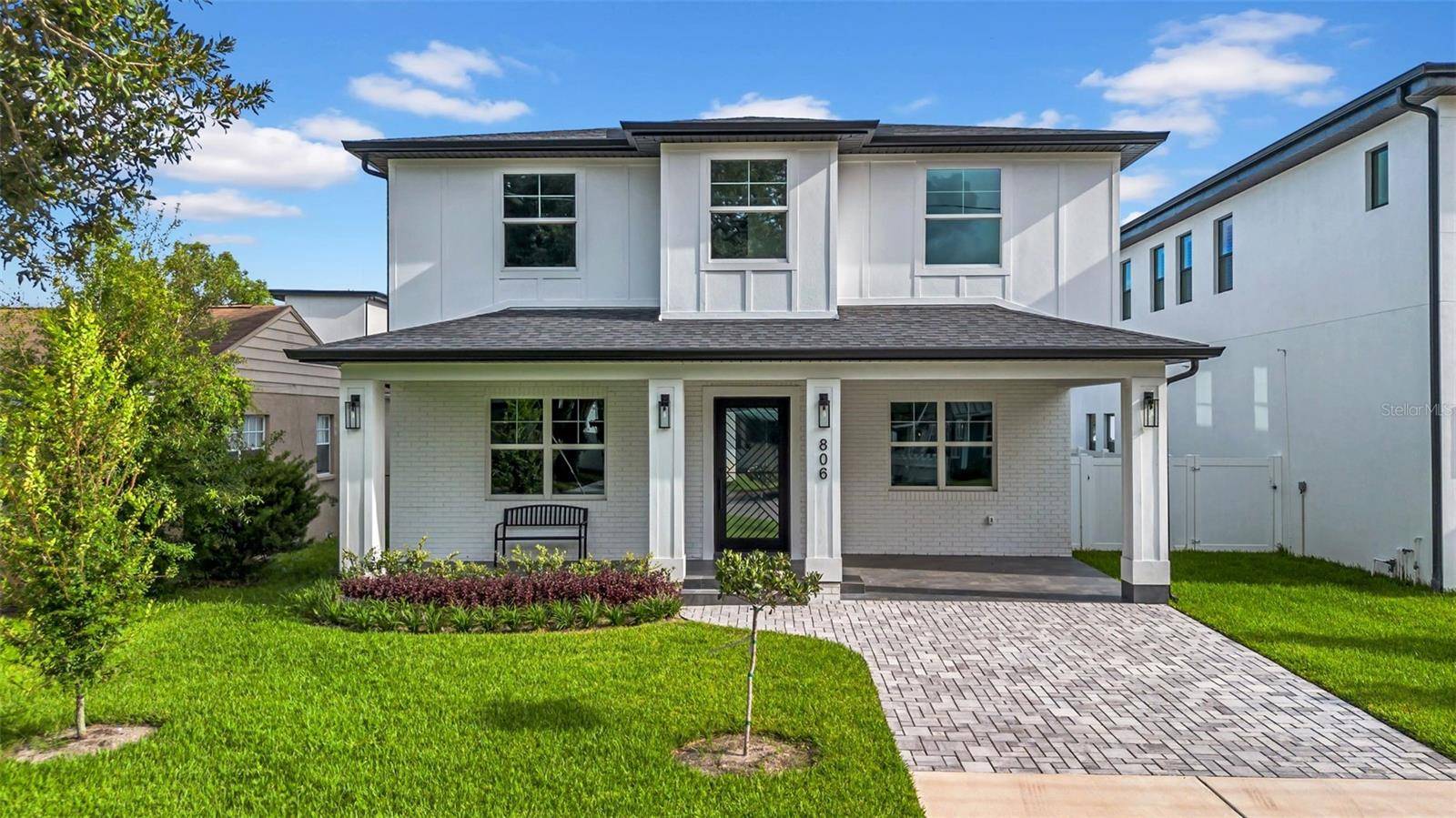 Tampa, FL 33603,806 W ADALEE ST