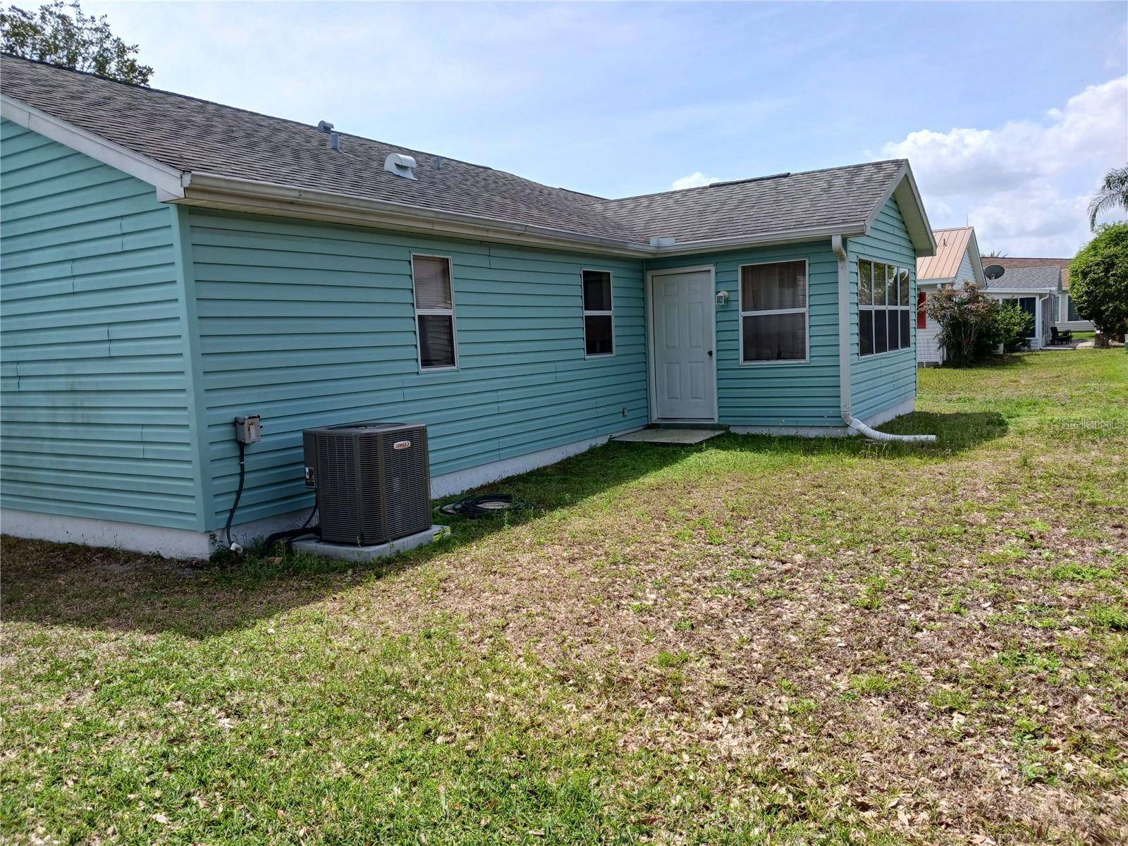 Lady Lake, FL 32159,1219 SANTOS PL