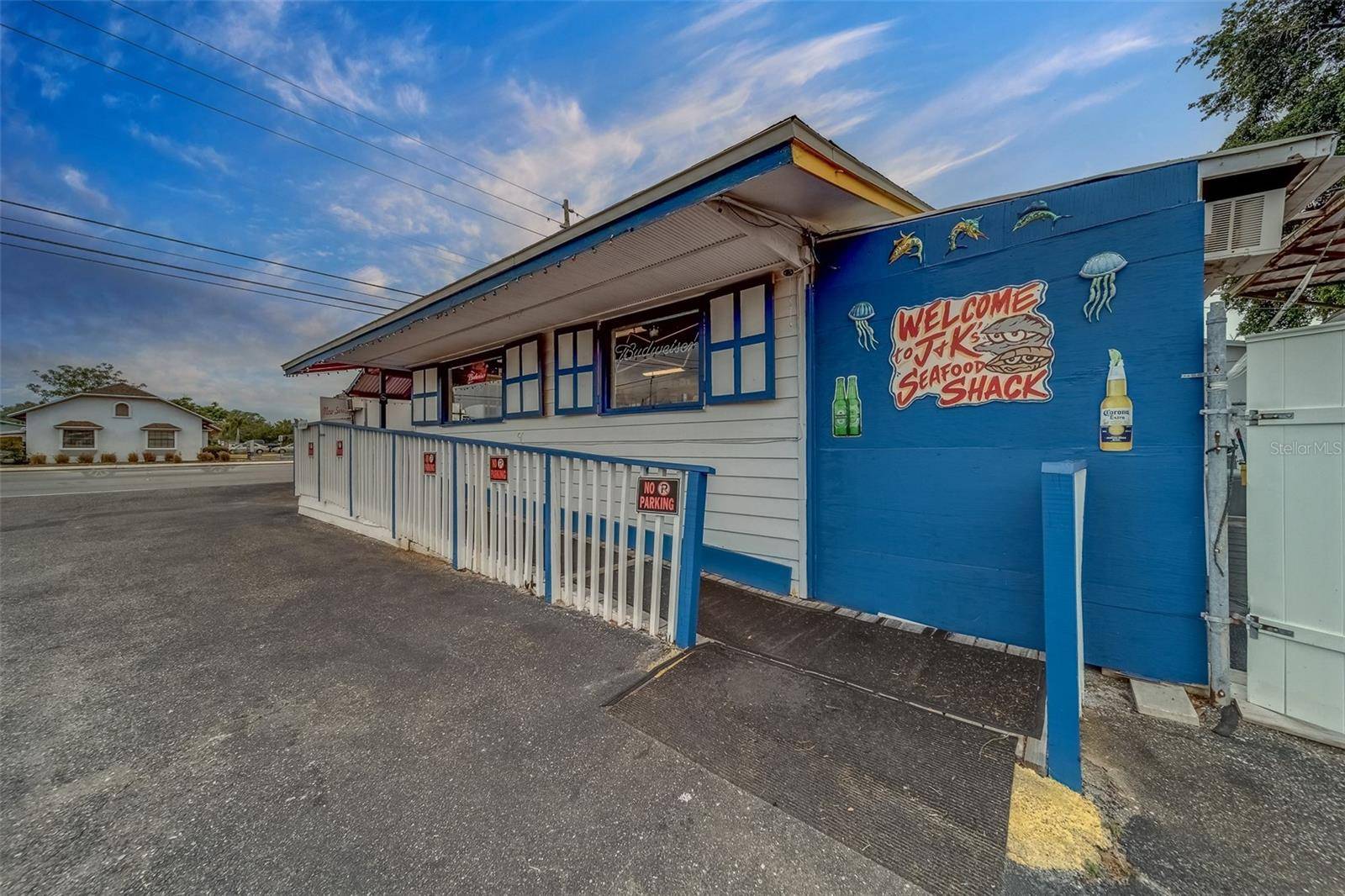 Largo, FL 33778,11055 SEMINOLE BLVD