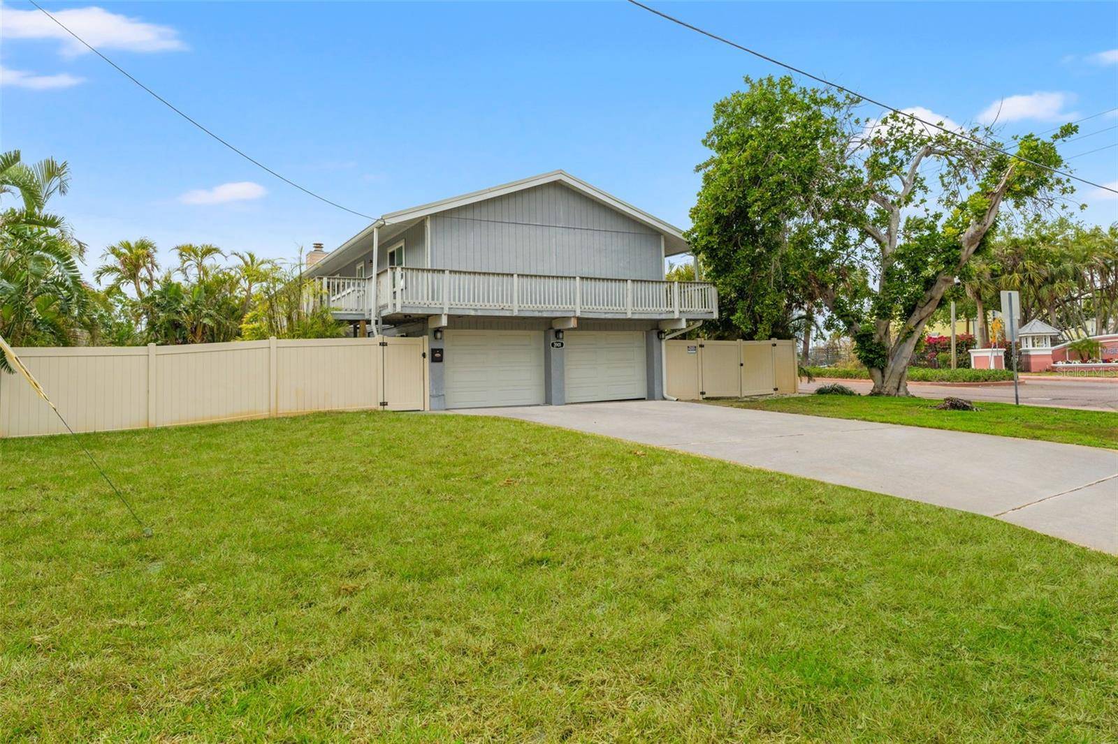 St Petersburg, FL 33705,3901 POMPANO DR SE