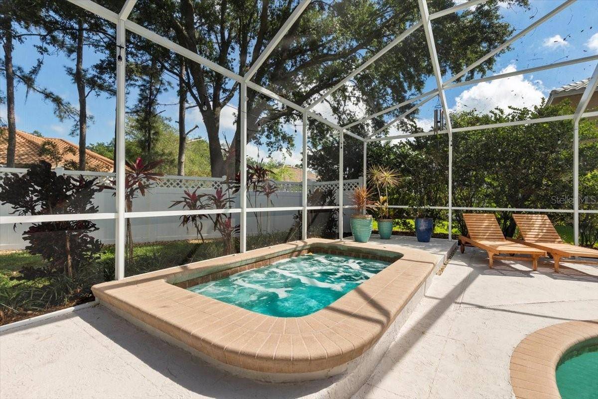 Tampa, FL 33647,9322 WELLINGTON PARK CIR