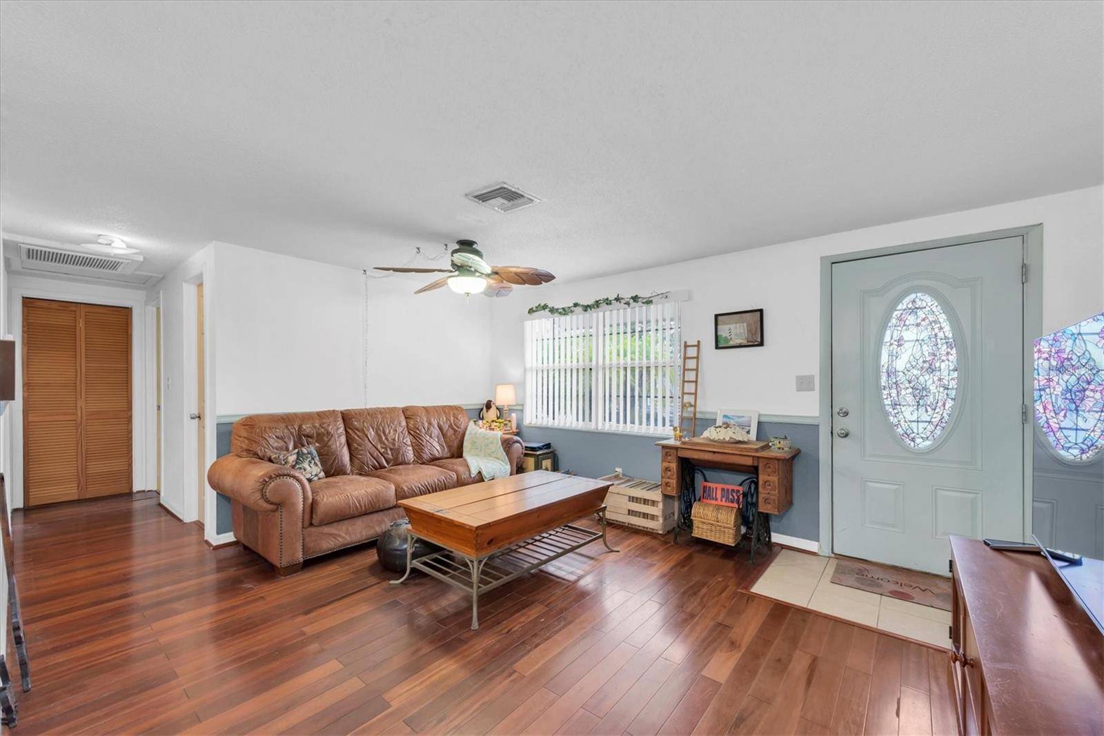 Pinellas Park, FL 33782,5875 92ND AVE N