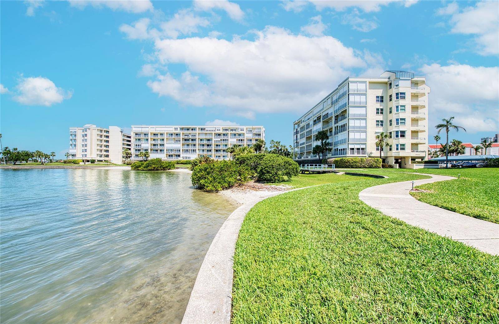 South Pasadena, FL 33707,7872 SAILBOAT KEY BLVD S #404