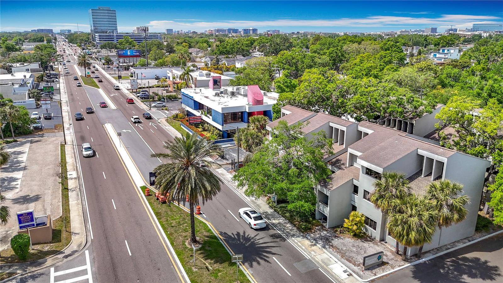 Tampa, FL 33609,3333 W KENNEDY BLVD #201