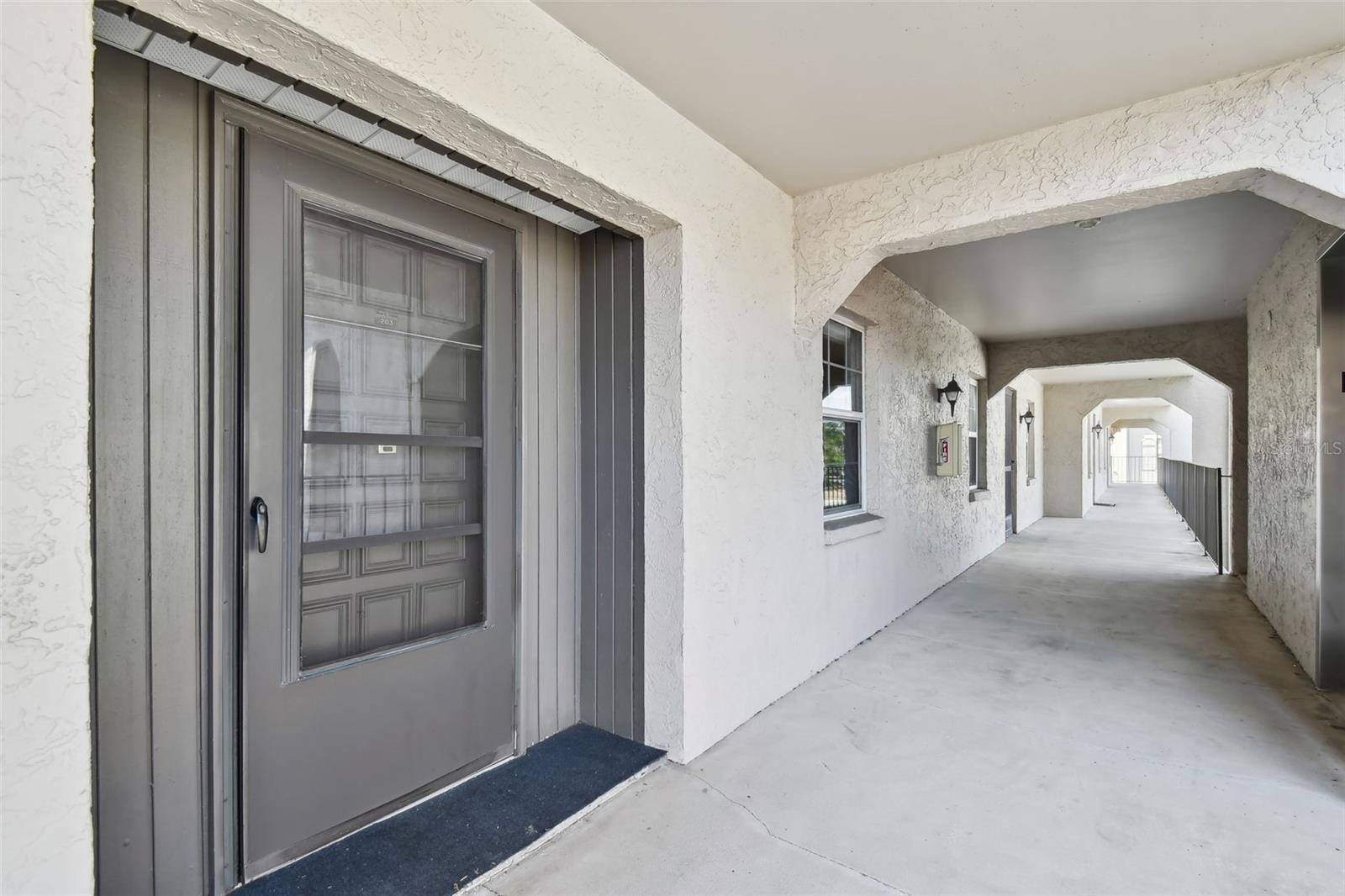 Seminole, FL 33777,8703 BARDMOOR BLVD #203