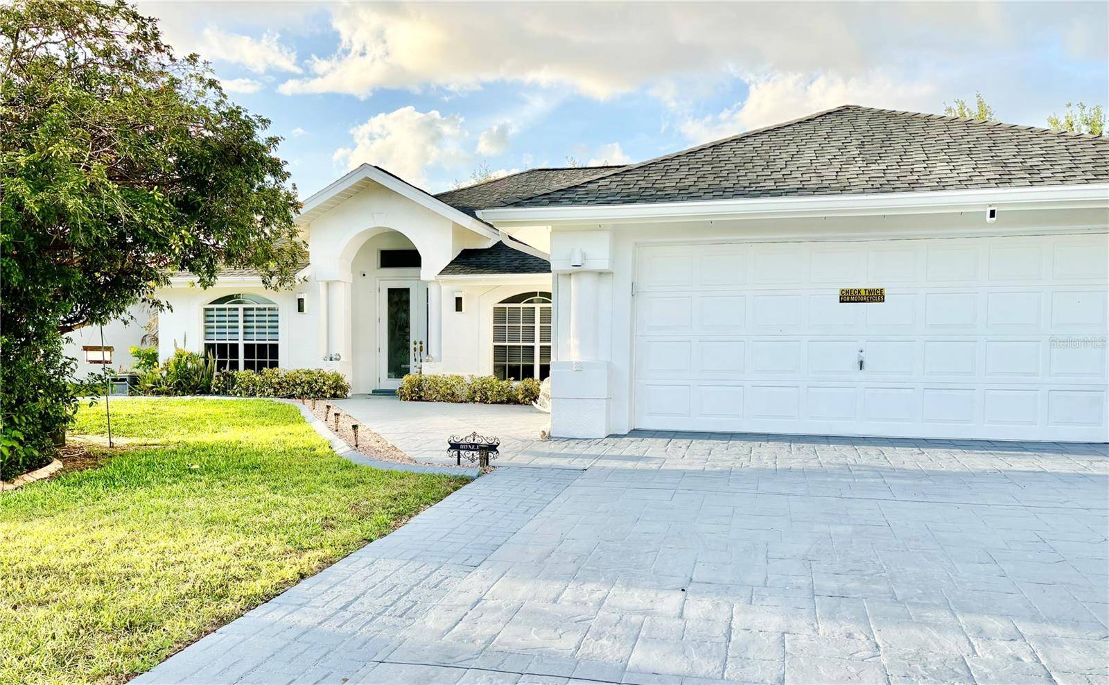 Cape Coral, FL 33909,1113 NE 32ND ST