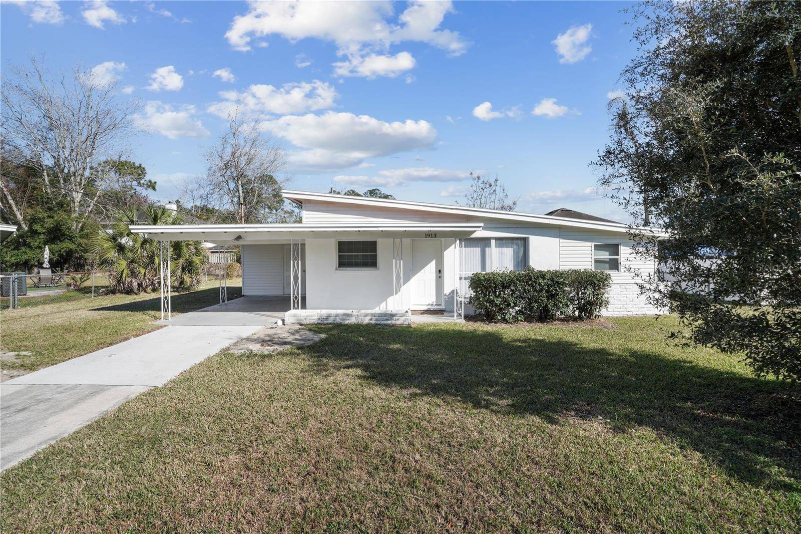 Jacksonville, FL 32210,1913 DELAROCHE DR W