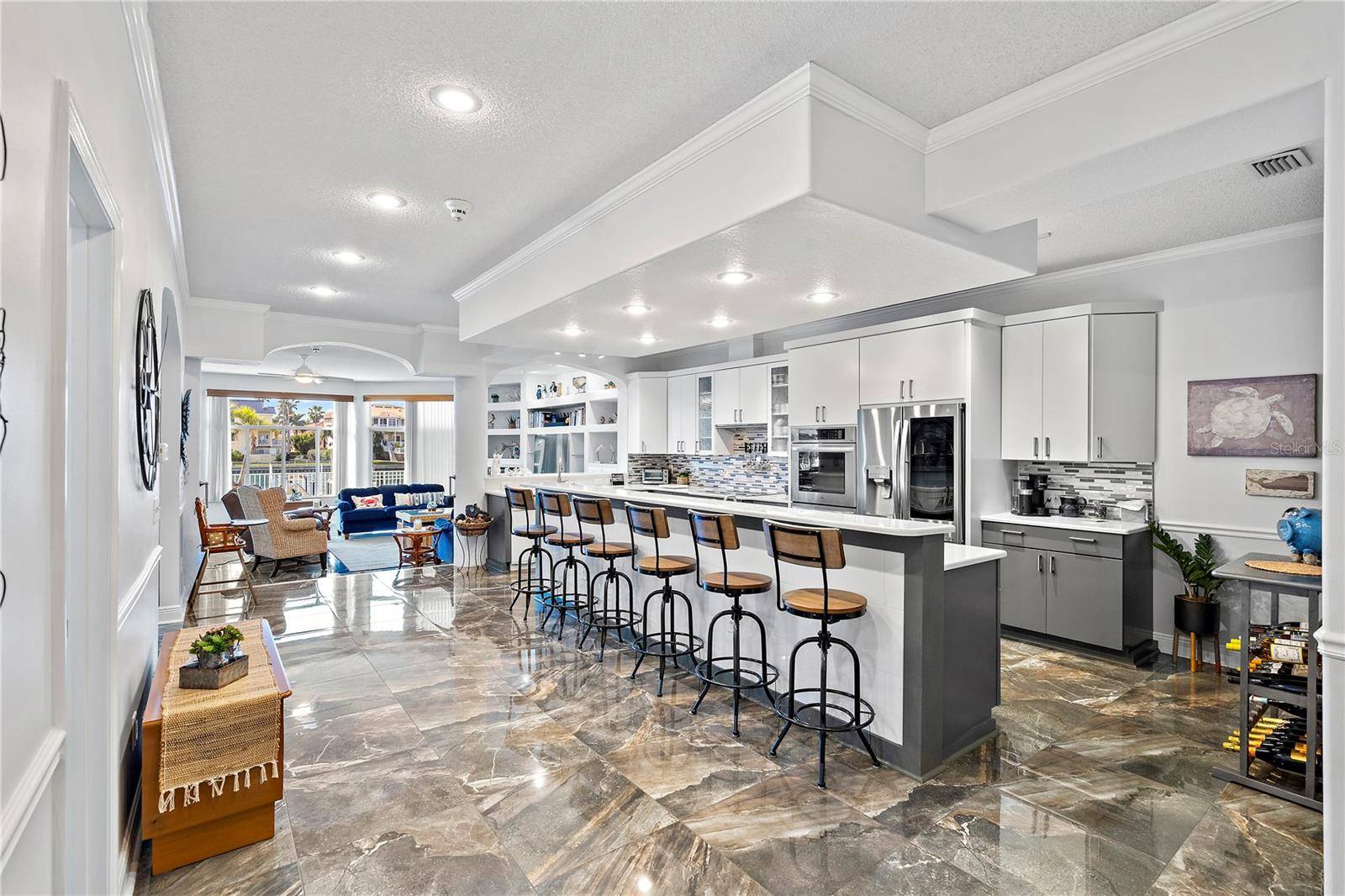 Tierra Verde, FL 33715,830 PINELLAS BAYWAY S