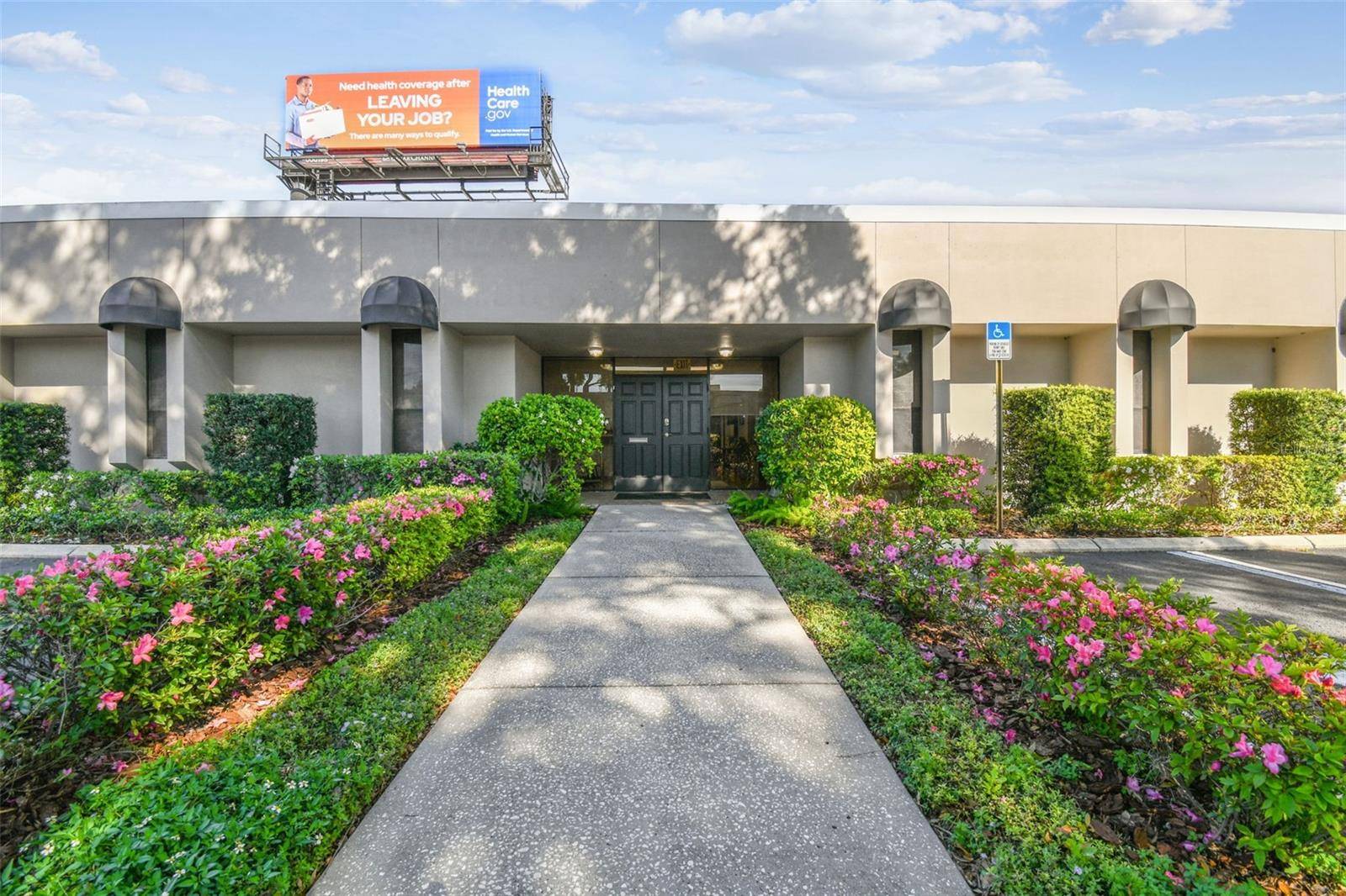 Tampa, FL 33612,1046 W BUSCH BLVD #300