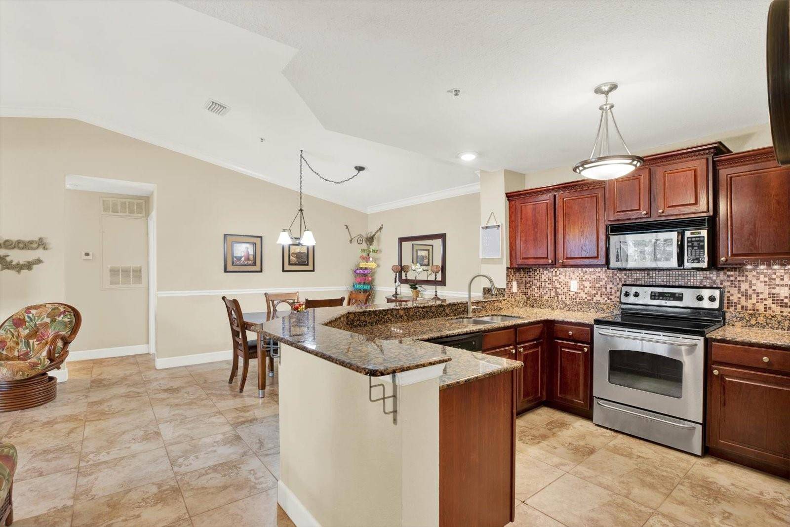 Sarasota, FL 34238,4002 CROCKERS LAKE BLVD #1-128